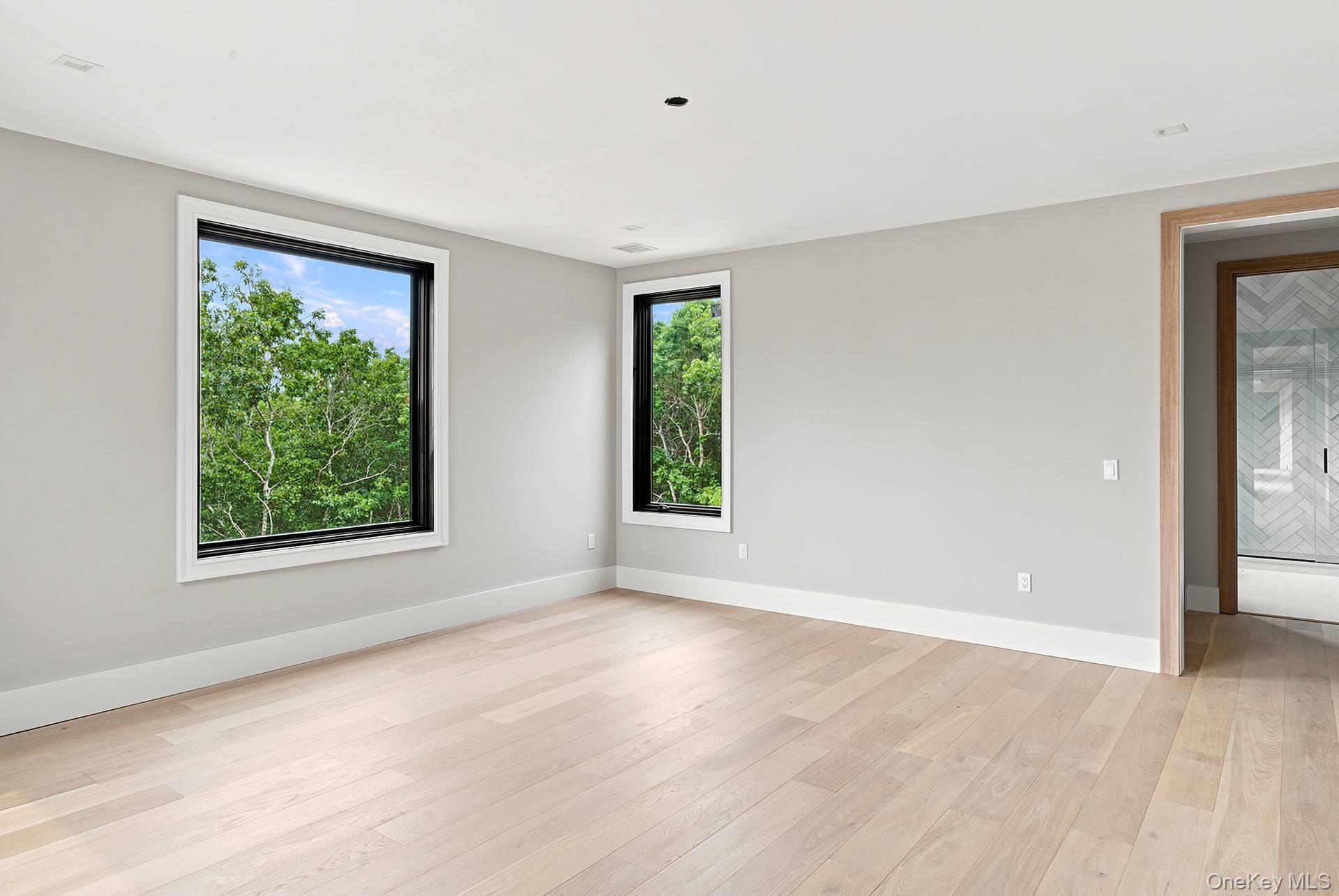 Single Family Middle Line Highway  Suffolk County, NY 11968, MLS-936974-15