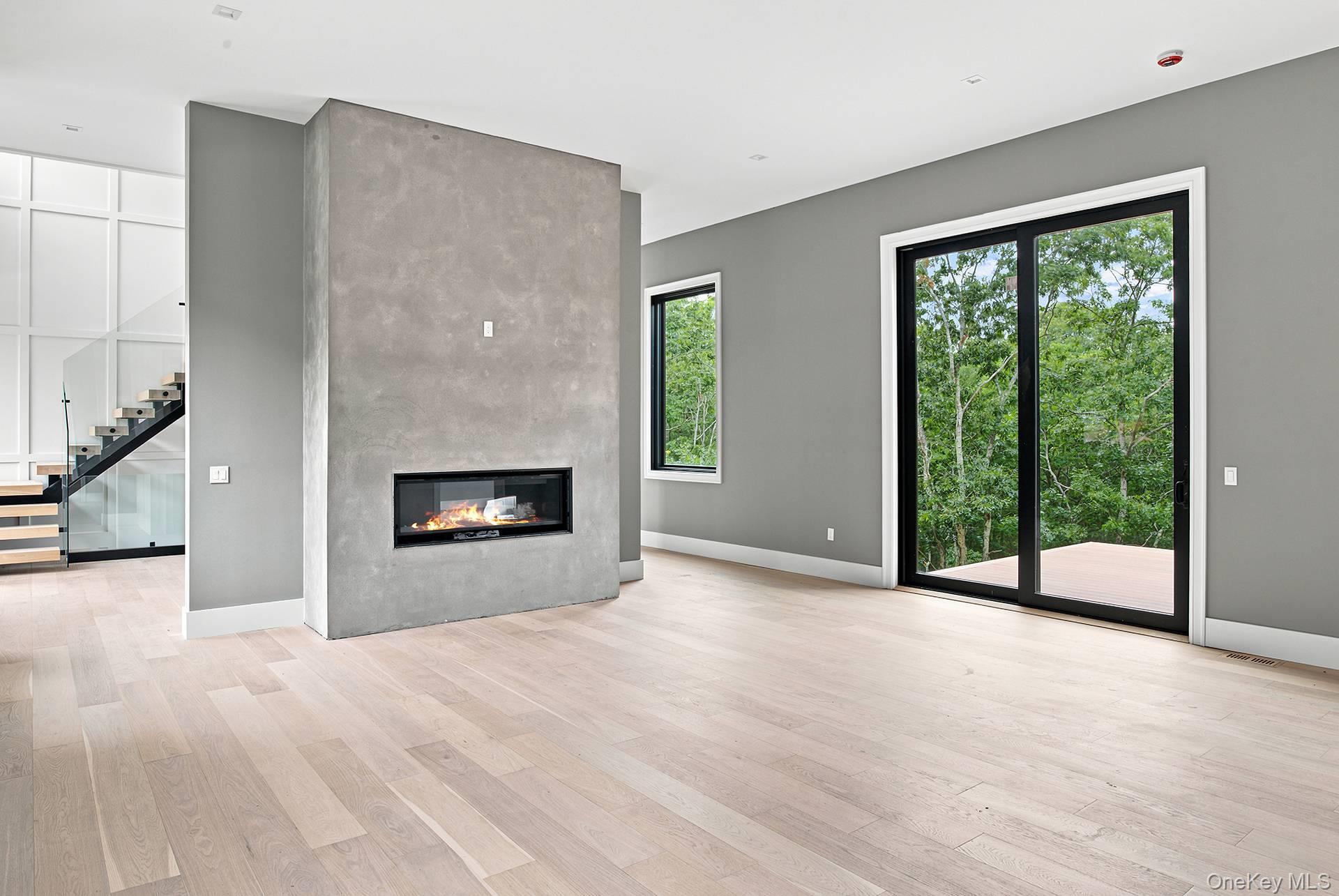 Single Family Middle Line Highway  Suffolk County, NY 11968, MLS-936974-8