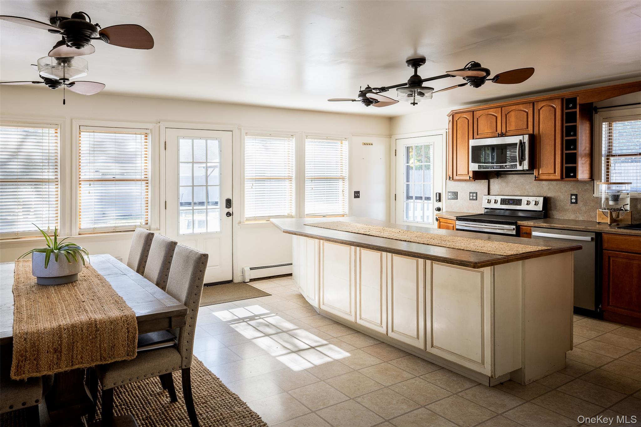 Single Family Montauk Suffolk County, NY 11940, MLS-936979-7