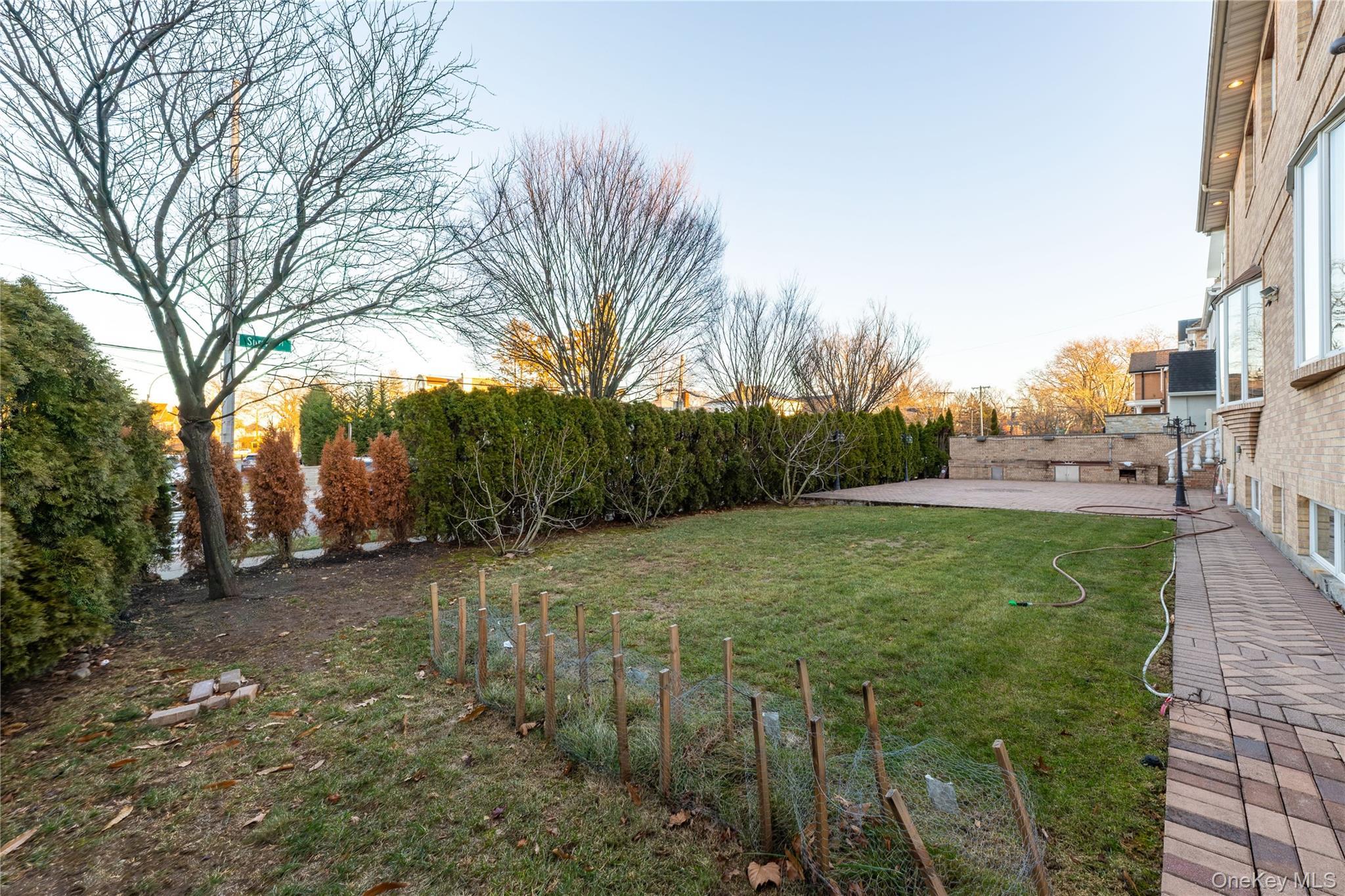 Single Family Surrey  Queens, NY 11432, MLS-936989-9