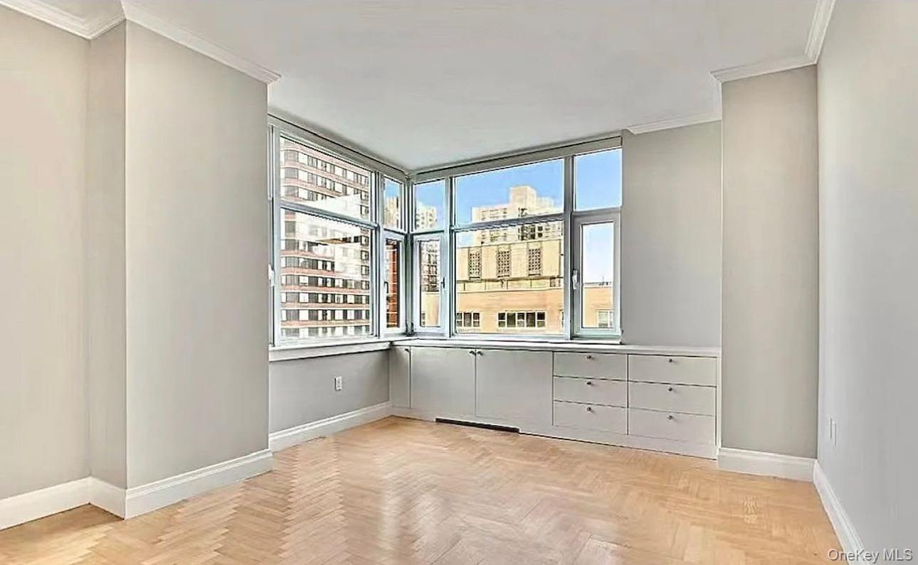 Apartment 76th  Manhattan, NY 10021, MLS-936991-4