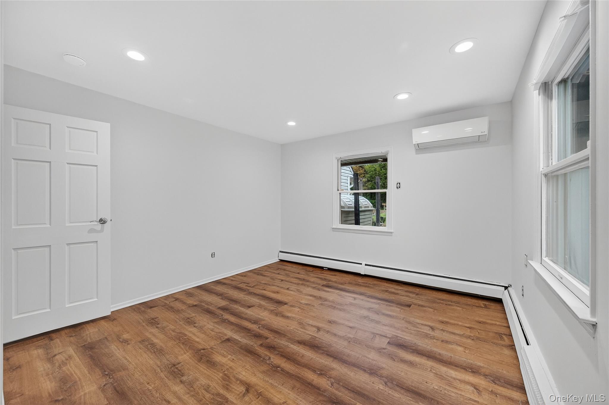 Single Family Lowland  Nassau County, NY 11756, MLS-936999-22