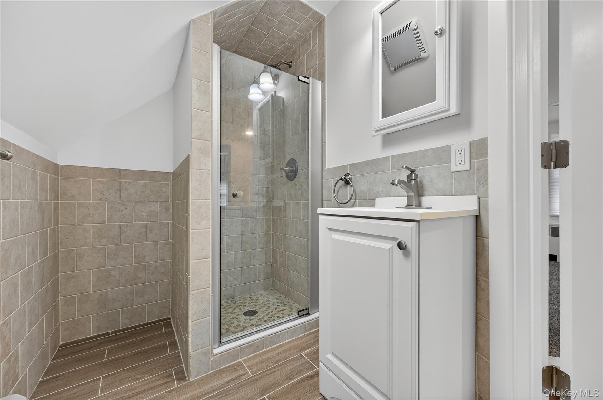 Single Family Lowland  Nassau County, NY 11756, MLS-936999-33