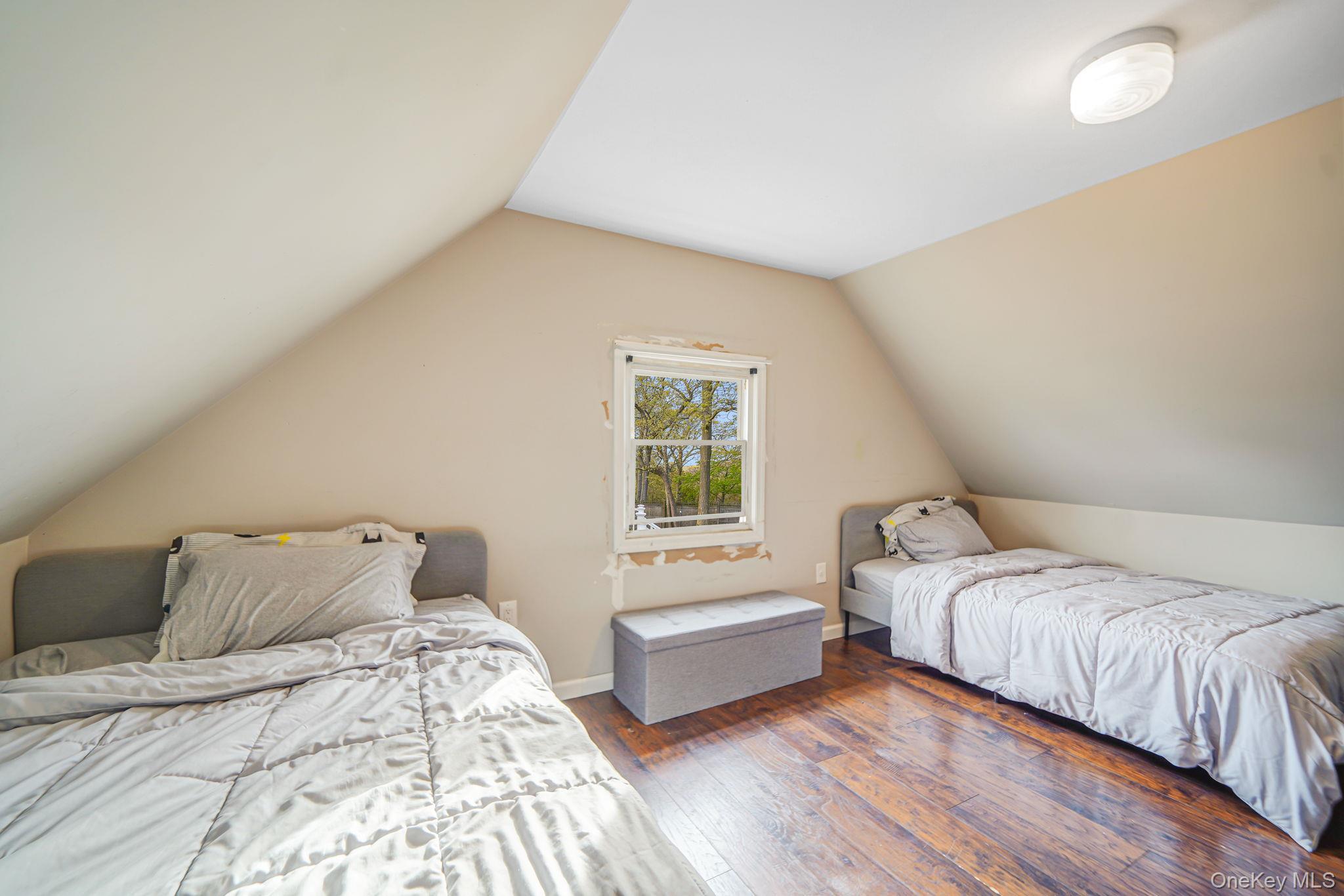 Single Family Chickadee Nassau County, NY 11756, MLS-937000-21