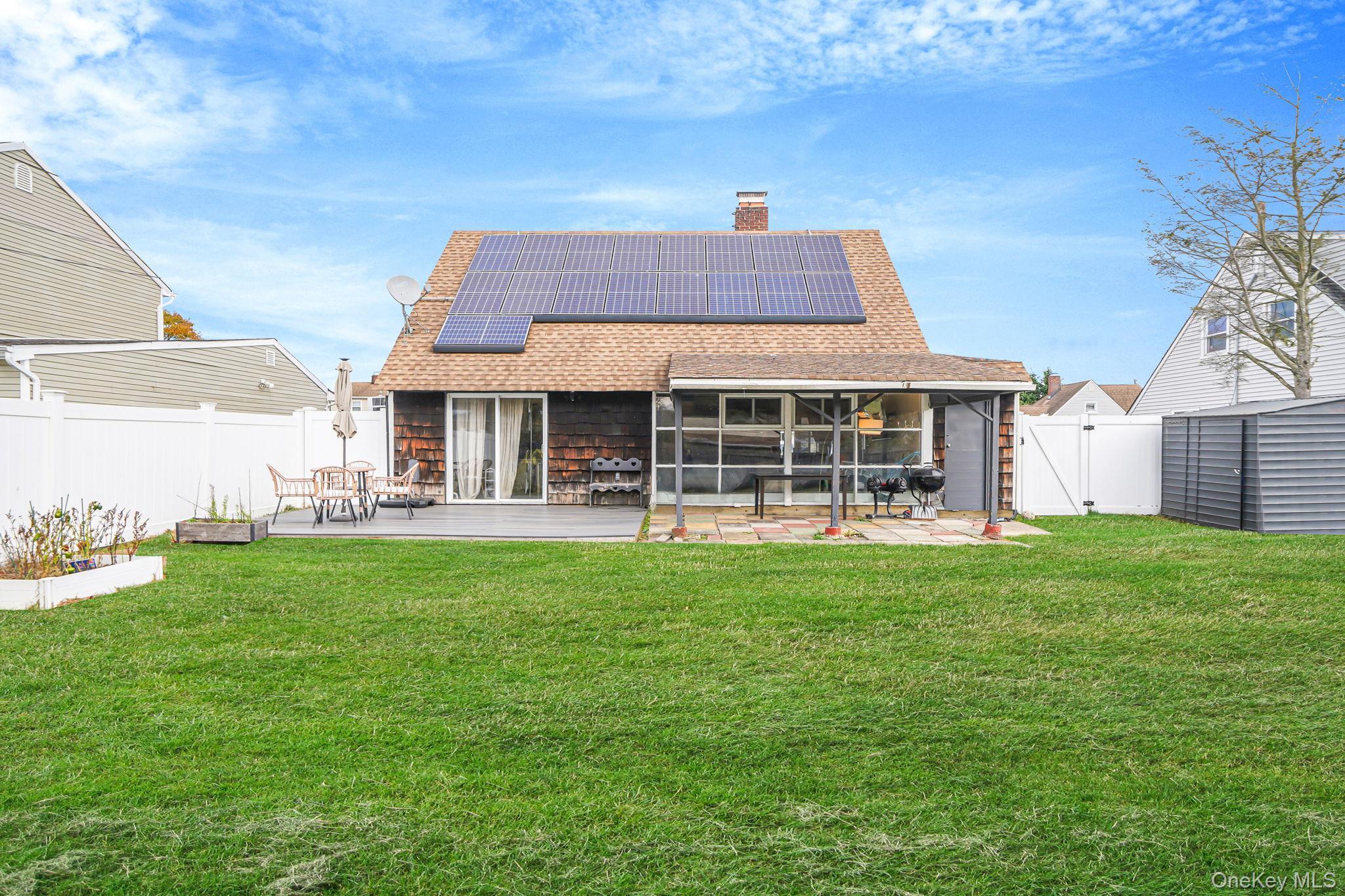 Single Family Chickadee Nassau County, NY 11756, MLS-937000-22