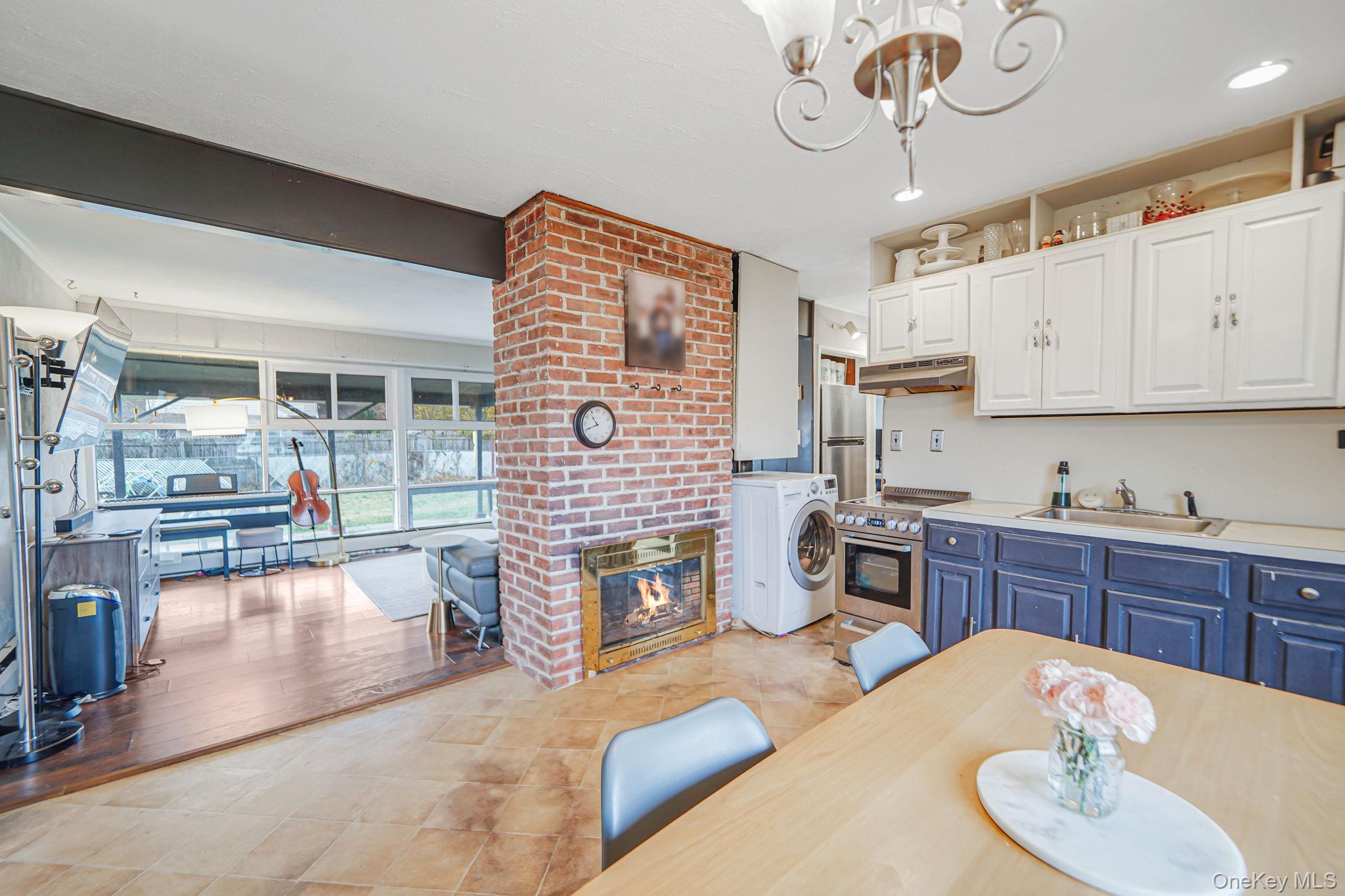 Single Family Chickadee Nassau County, NY 11756, MLS-937000-7