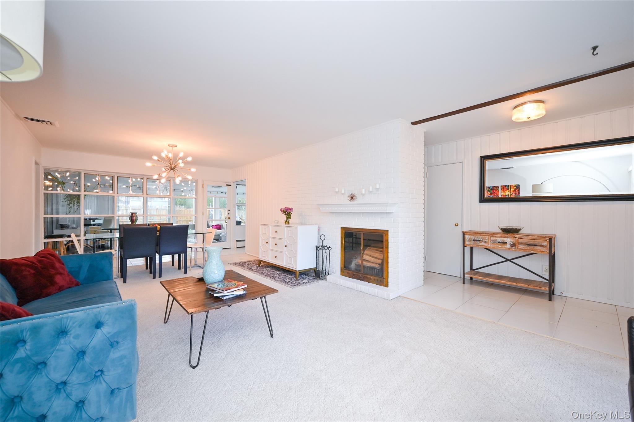 Single Family Meadow Nassau County, NY 11570, MLS-937004-13