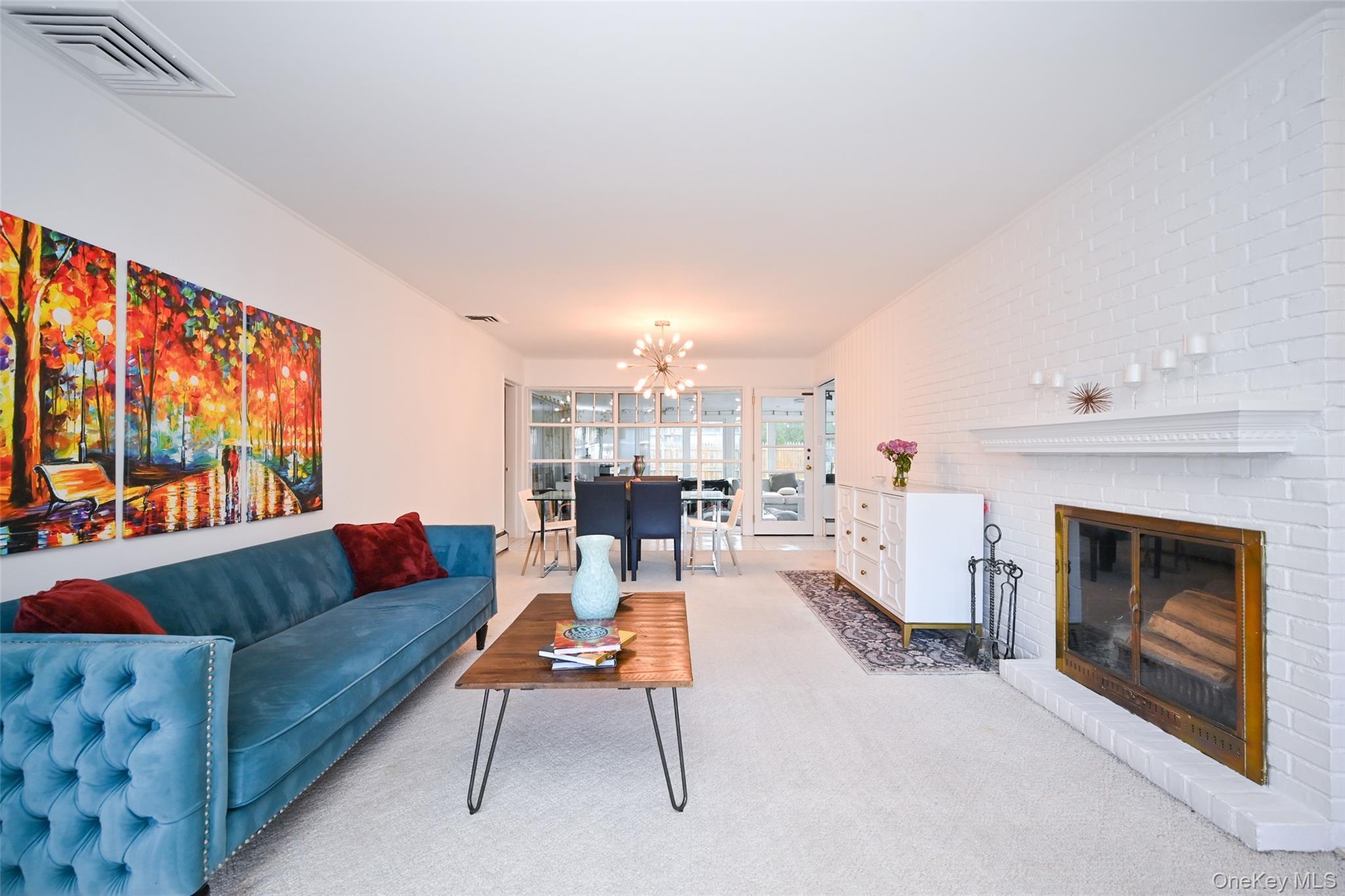 Single Family Meadow Nassau County, NY 11570, MLS-937004-14