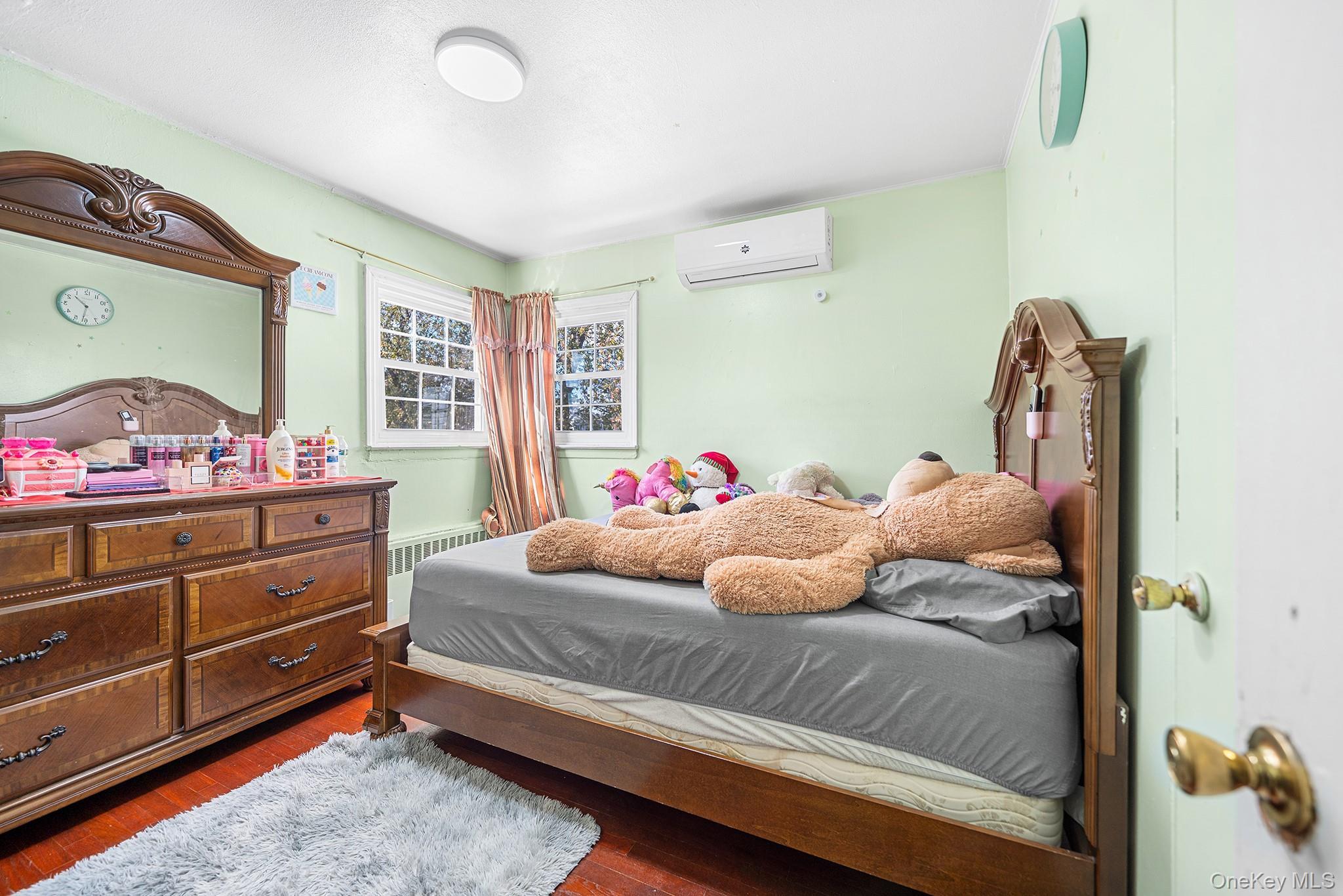 Single Family Inwood  Queens, NY 11436, MLS-937008-20