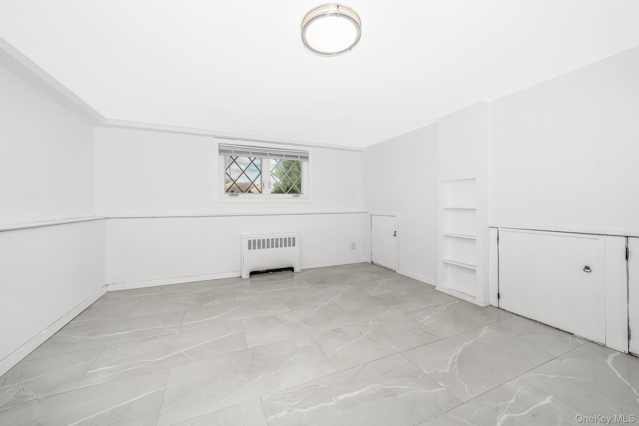 Single Family Brewster Gate  Nassau County, NY 11758, MLS-937016-18