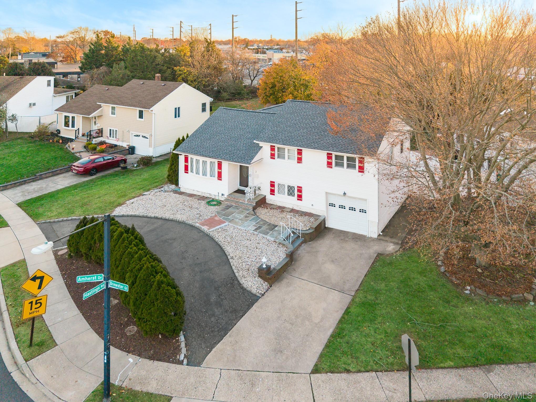 Single Family Brewster Gate  Nassau County, NY 11758, MLS-937016-3