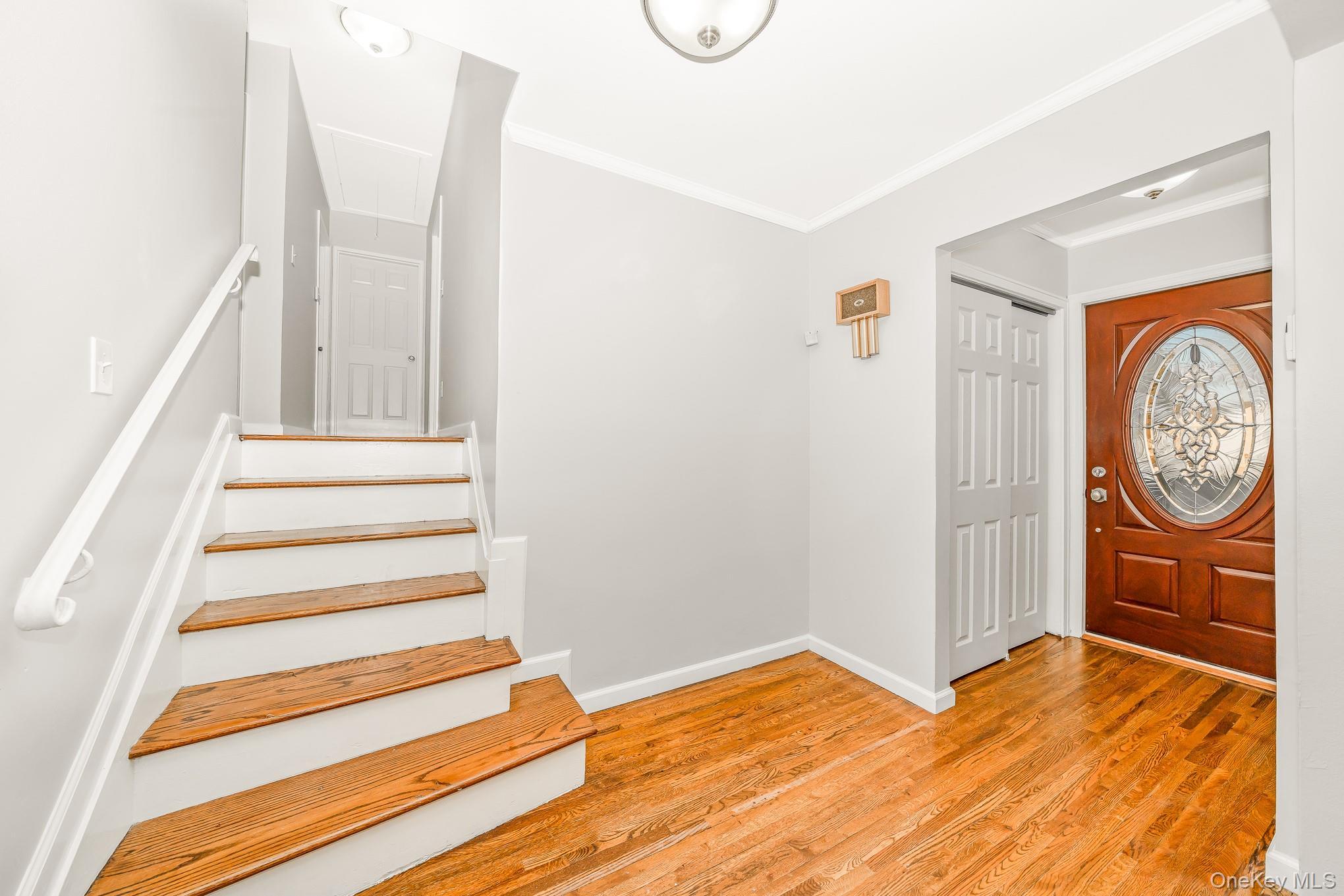 Single Family Brewster Gate  Nassau County, NY 11758, MLS-937016-4