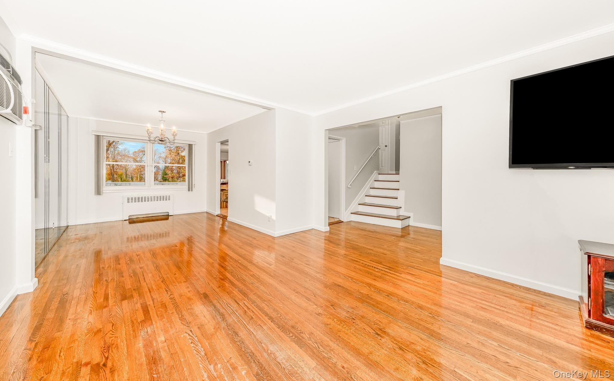 Single Family Brewster Gate  Nassau County, NY 11758, MLS-937016-7