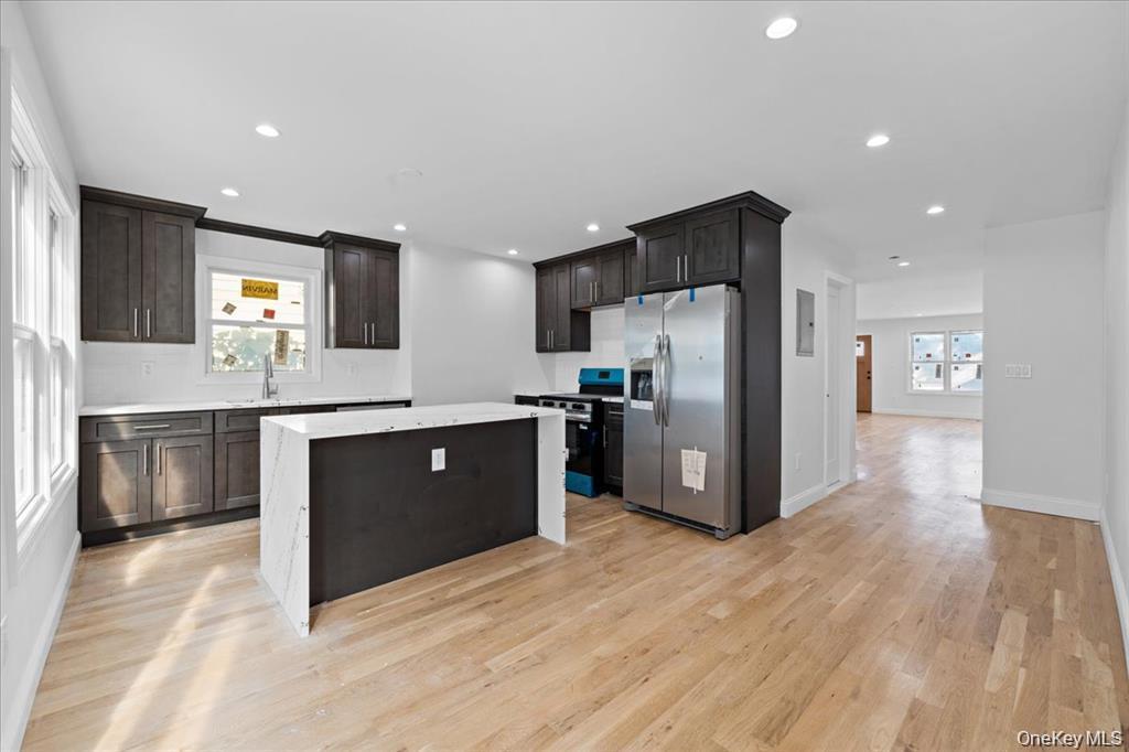 Single Family Thurton Westchester County, NY 10704, MLS-937022-35