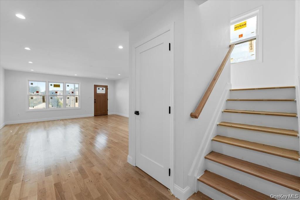 Single Family Thurton Westchester County, NY 10704, MLS-937033-23