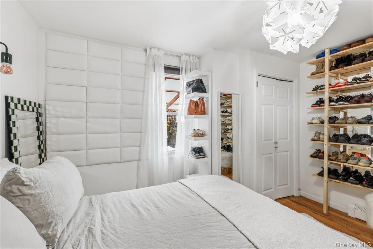 Single Family 87th Queens, NY 11416, MLS-937047-15