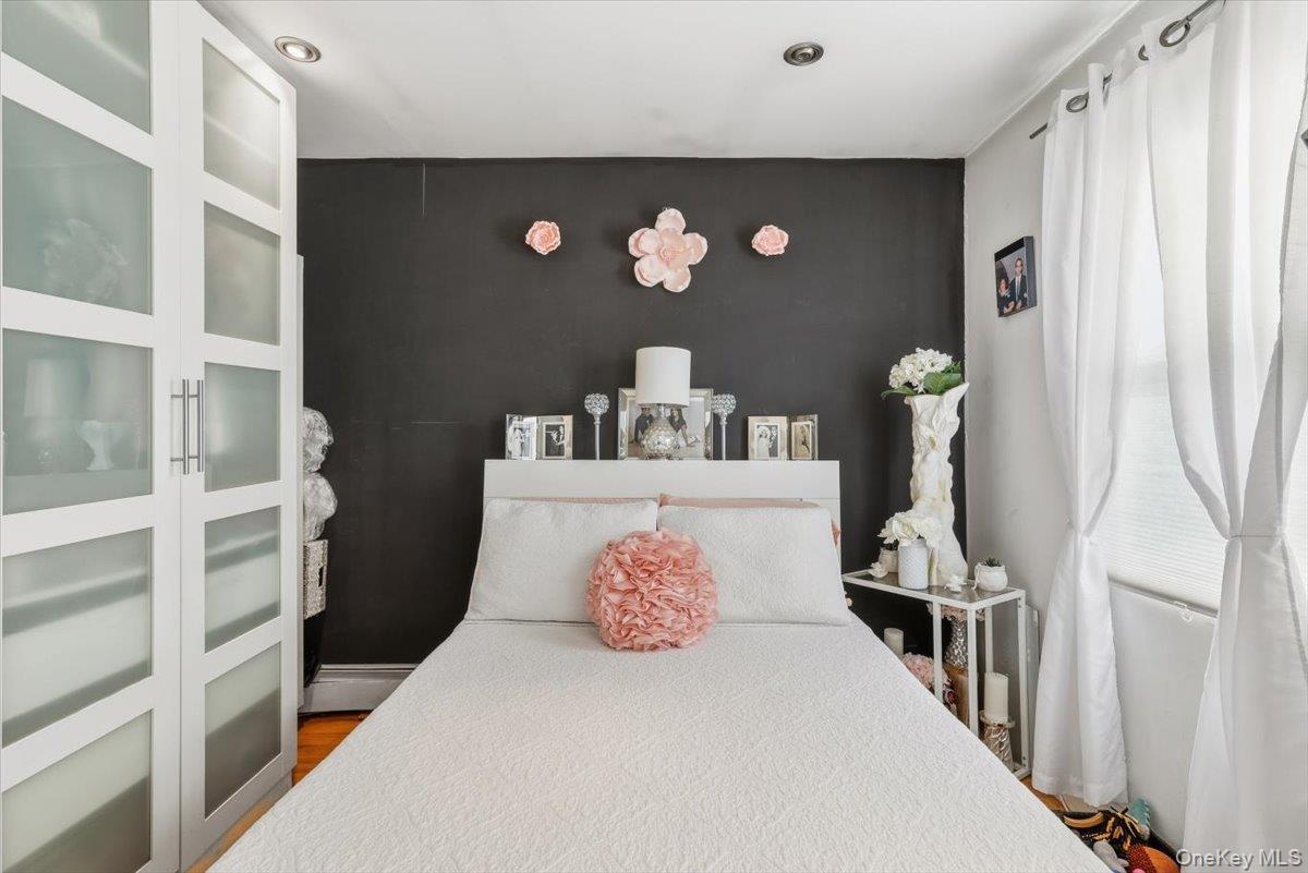 Single Family 87th Queens, NY 11416, MLS-937047-26