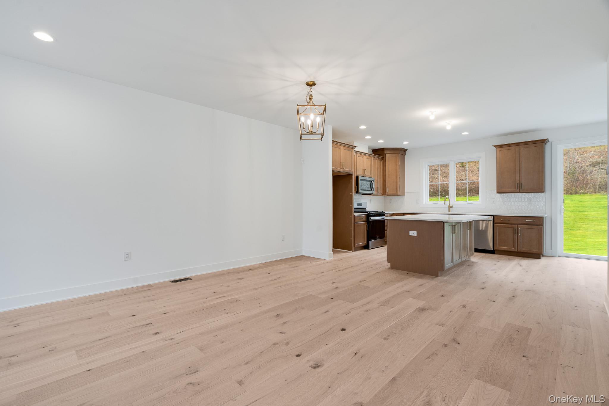 Single Family Chestnut Ridge Dutchess County, NY 12524, MLS-937057-8