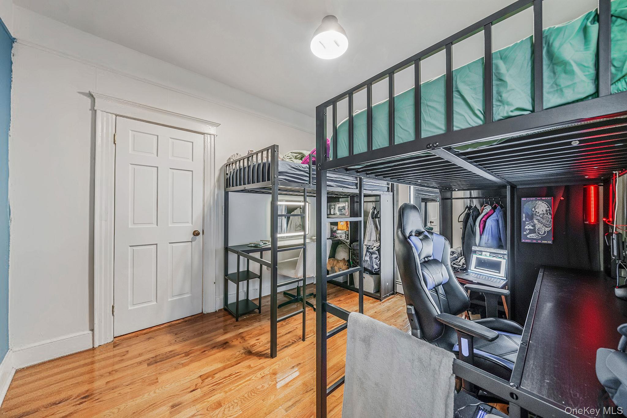 Single Family Maspeth  Queens, NY 11378, MLS-937069-13