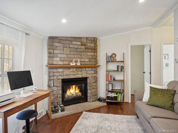 Coop Three Mile Harbo  Suffolk County, NY 11937, MLS-937072-3