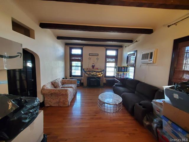 Single Family Main  Nassau County, NY 11518, MLS-937076-4