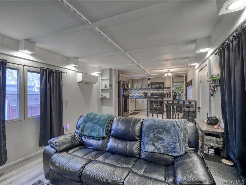 Single Family Lattintown  Orange County, NY 12550, MLS-937078-18