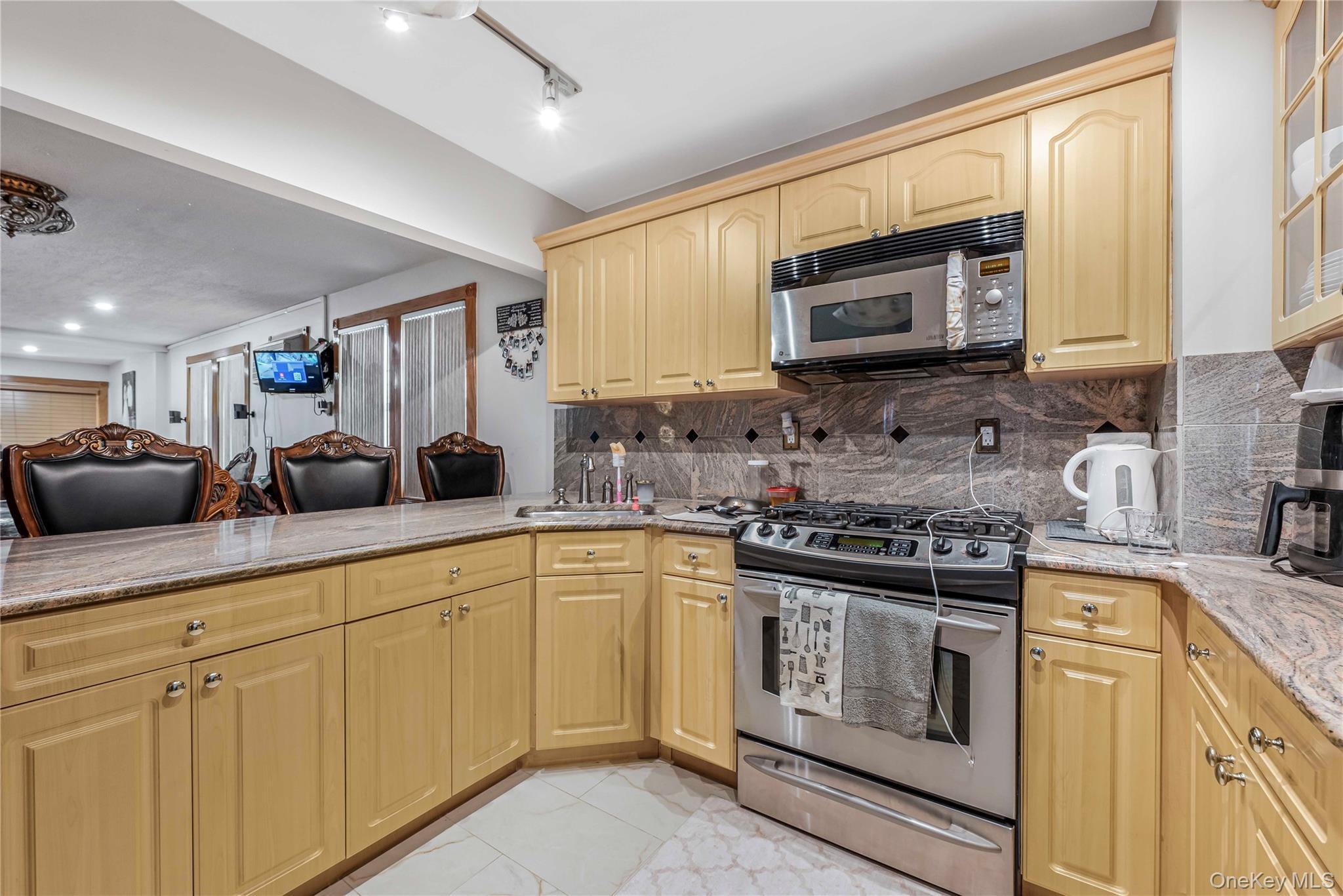 Single Family 121st  Queens, NY 11420, MLS-937084-11