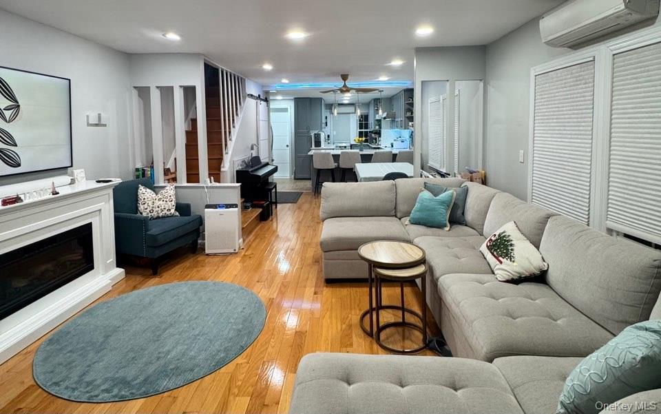 Single Family 33rd Queens, NY 11361, MLS-937099-5