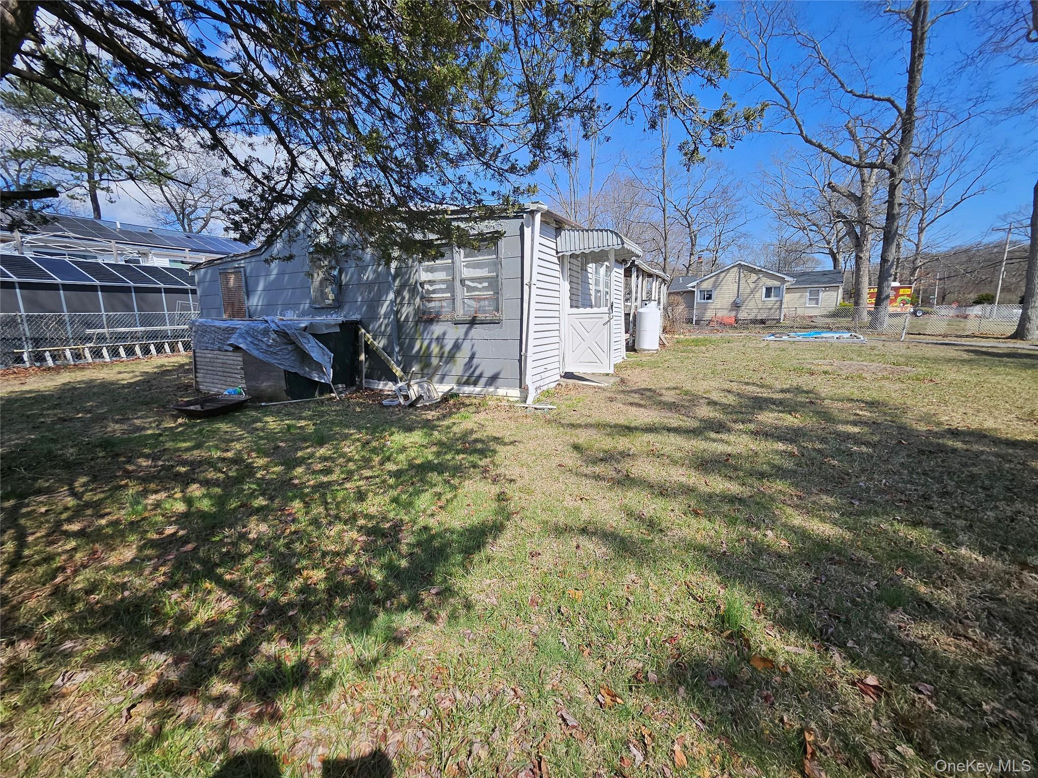 Single Family Granny Suffolk County, NY 11763, MLS-937104-3