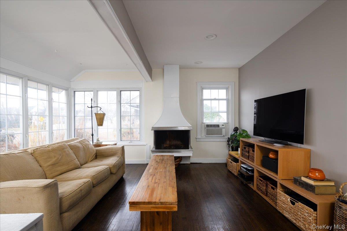 Single Family Rosebud Nassau County, NY 11566, MLS-937114-2