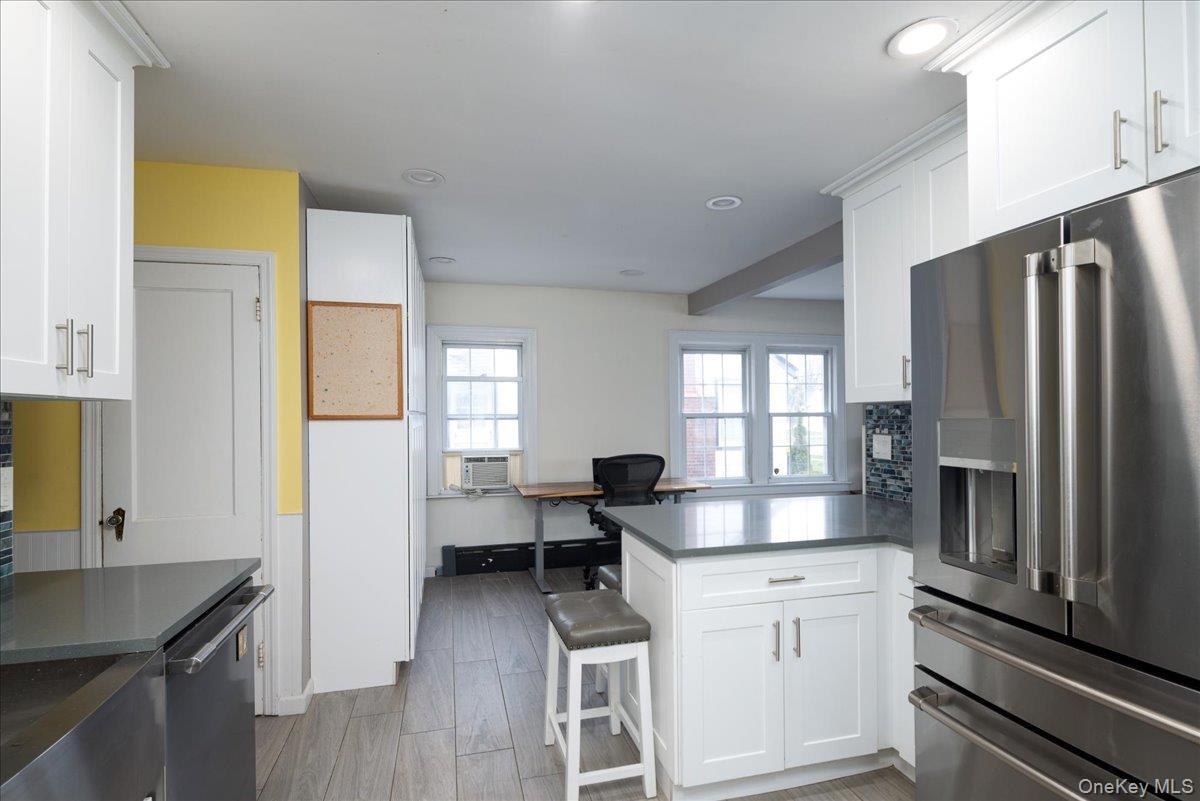 Single Family Rosebud Nassau County, NY 11566, MLS-937114-8