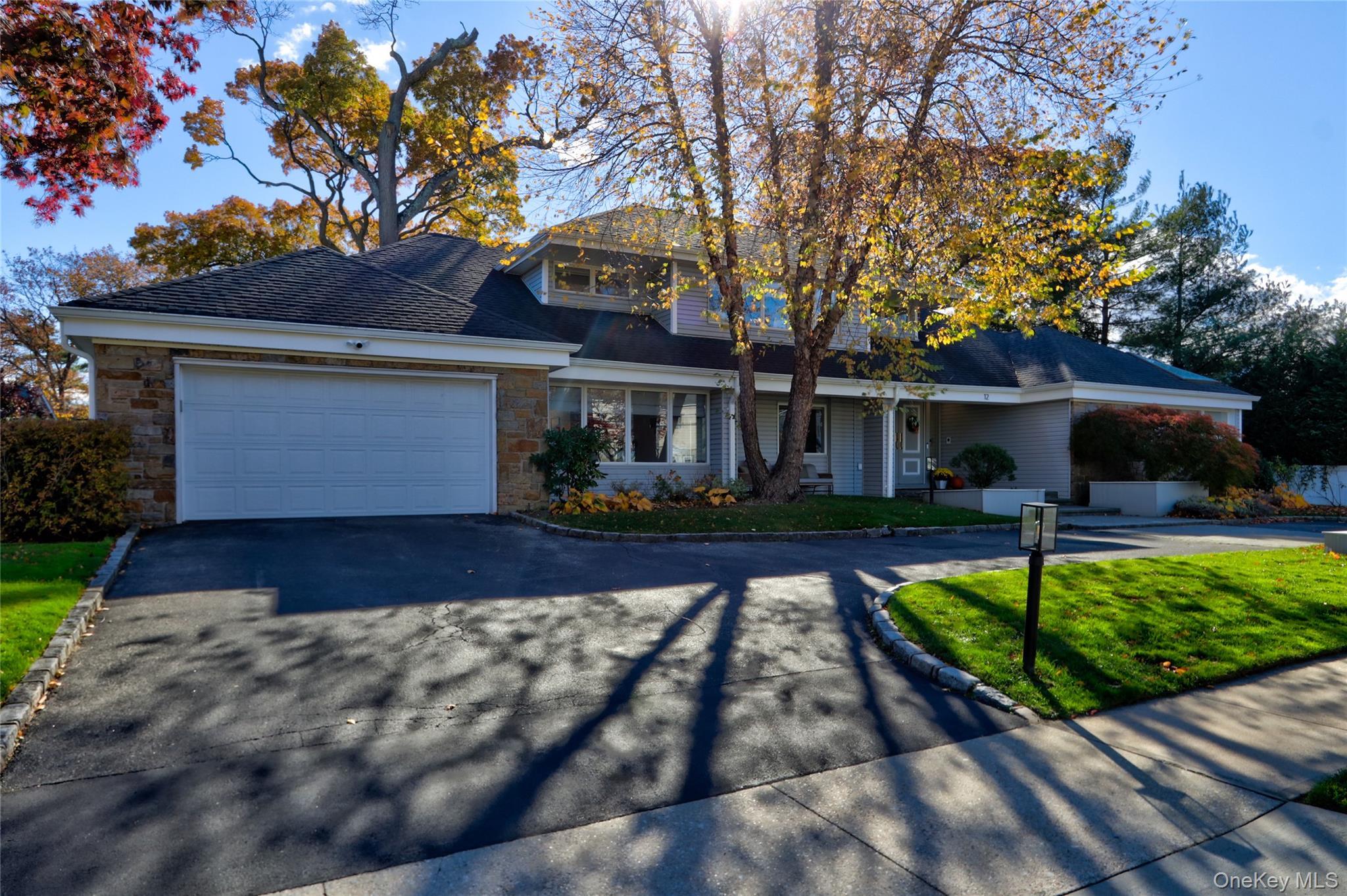 Single Family Combes Nassau County, NY 11570, MLS-937122-2