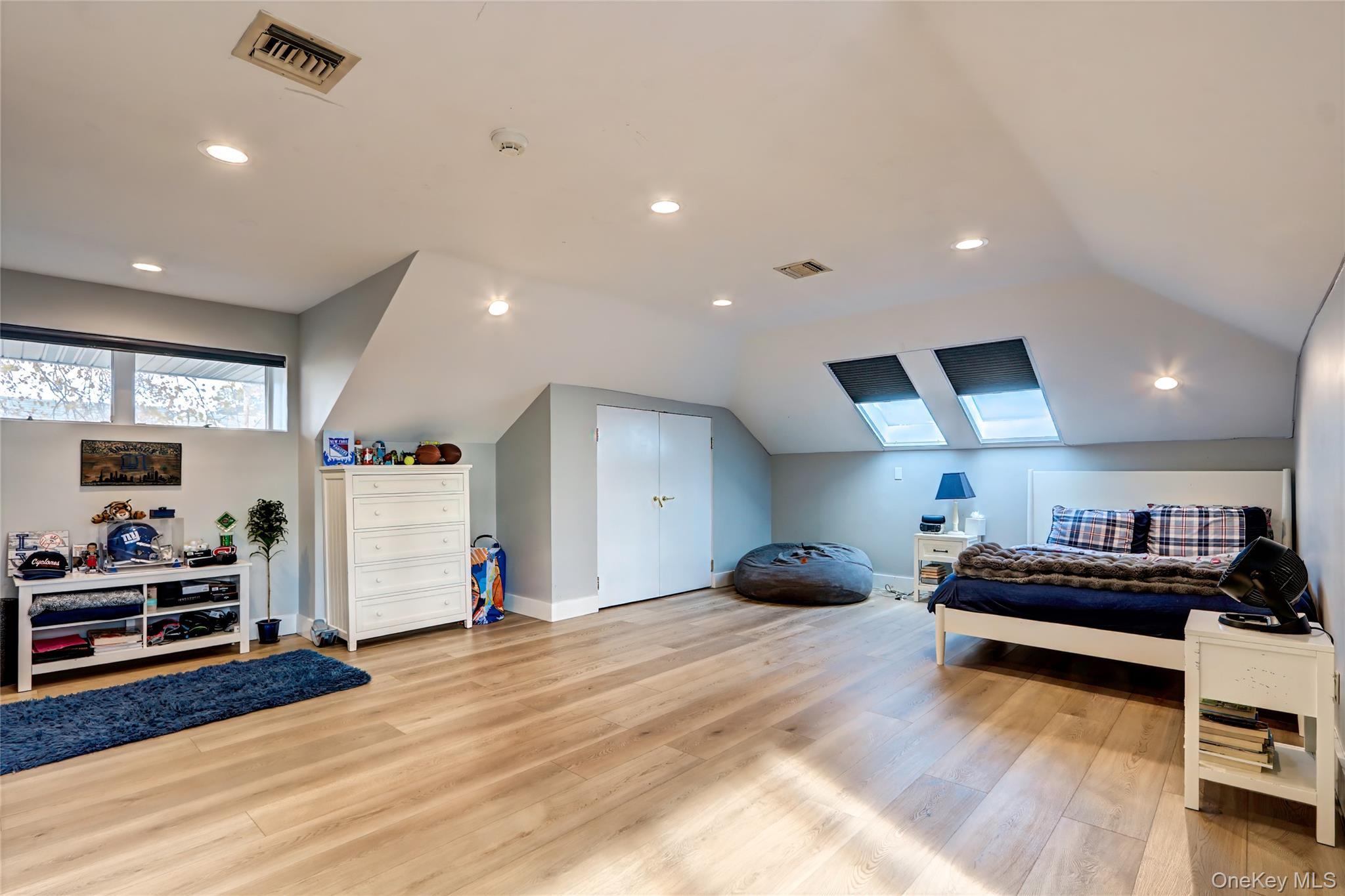 Single Family Combes Nassau County, NY 11570, MLS-937122-21