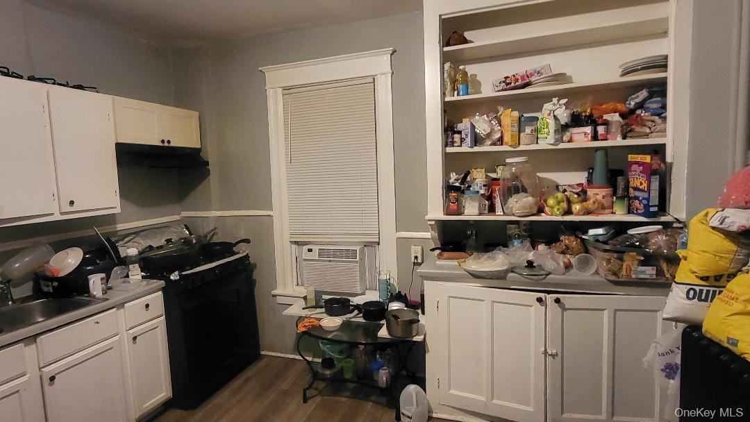 Single Family Winnikee Avenue Dutchess County, NY 12601, MLS-937143-16