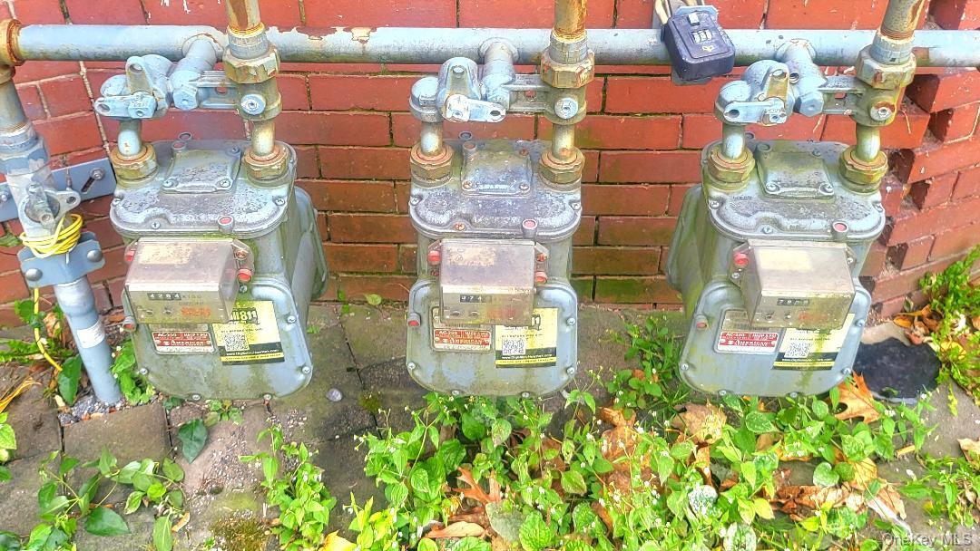 Single Family Winnikee Avenue Dutchess County, NY 12601, MLS-937143-26