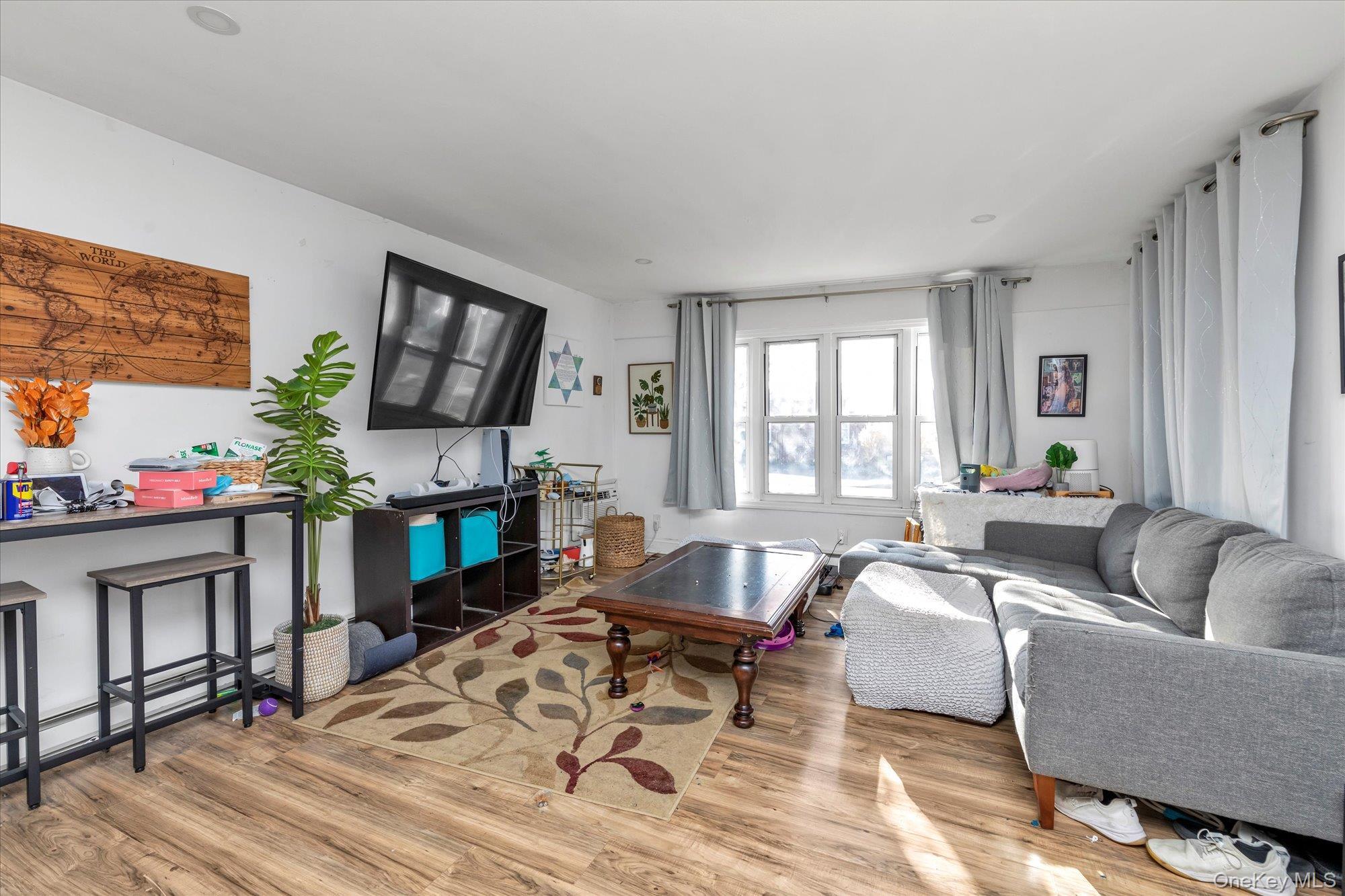 Single Family Williamson  Nassau County, NY 11518, MLS-937163-5