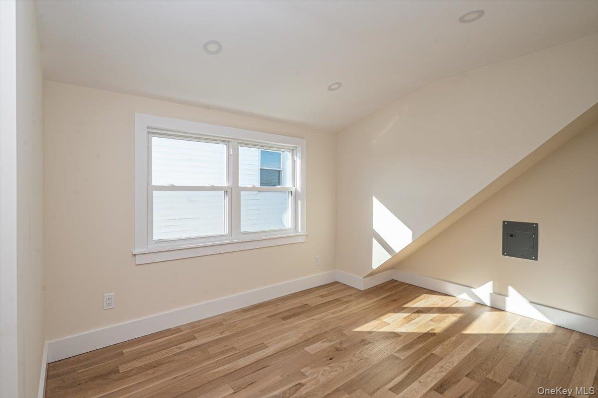 Single Family Alhambra Nassau County, NY 11758, MLS-937225-24