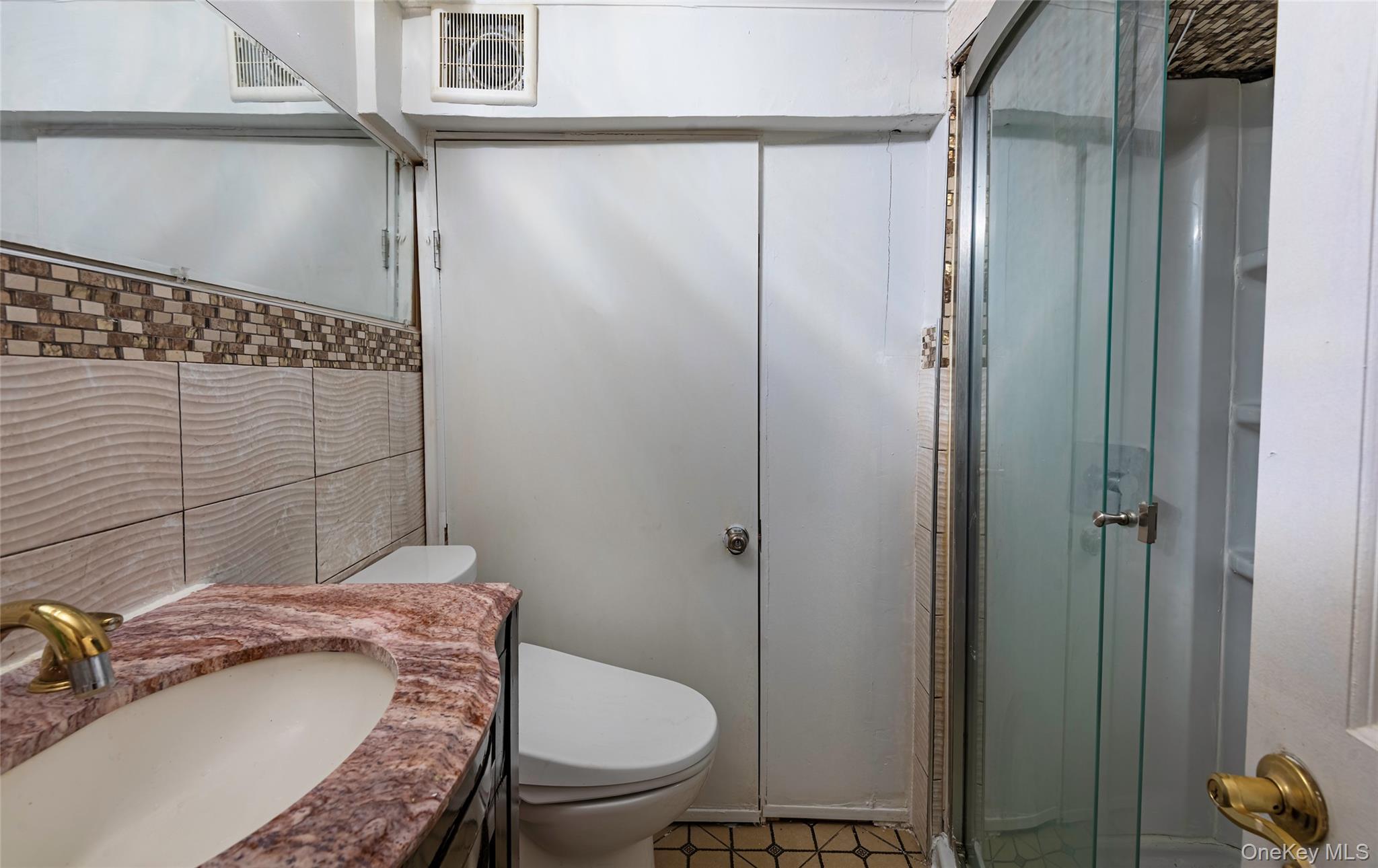 Single Family Grand Central  Queens, NY 11362, MLS-937295-23