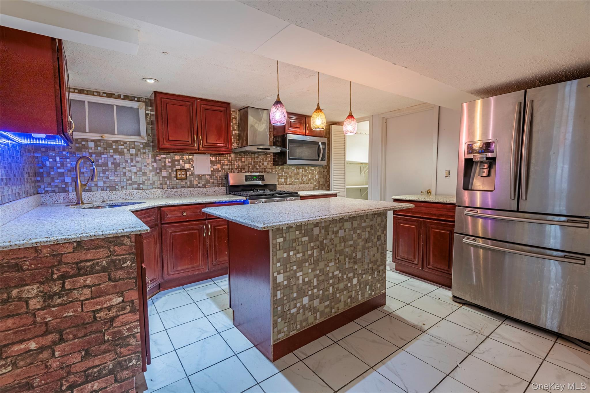 Single Family Grand Central  Queens, NY 11362, MLS-937295-25