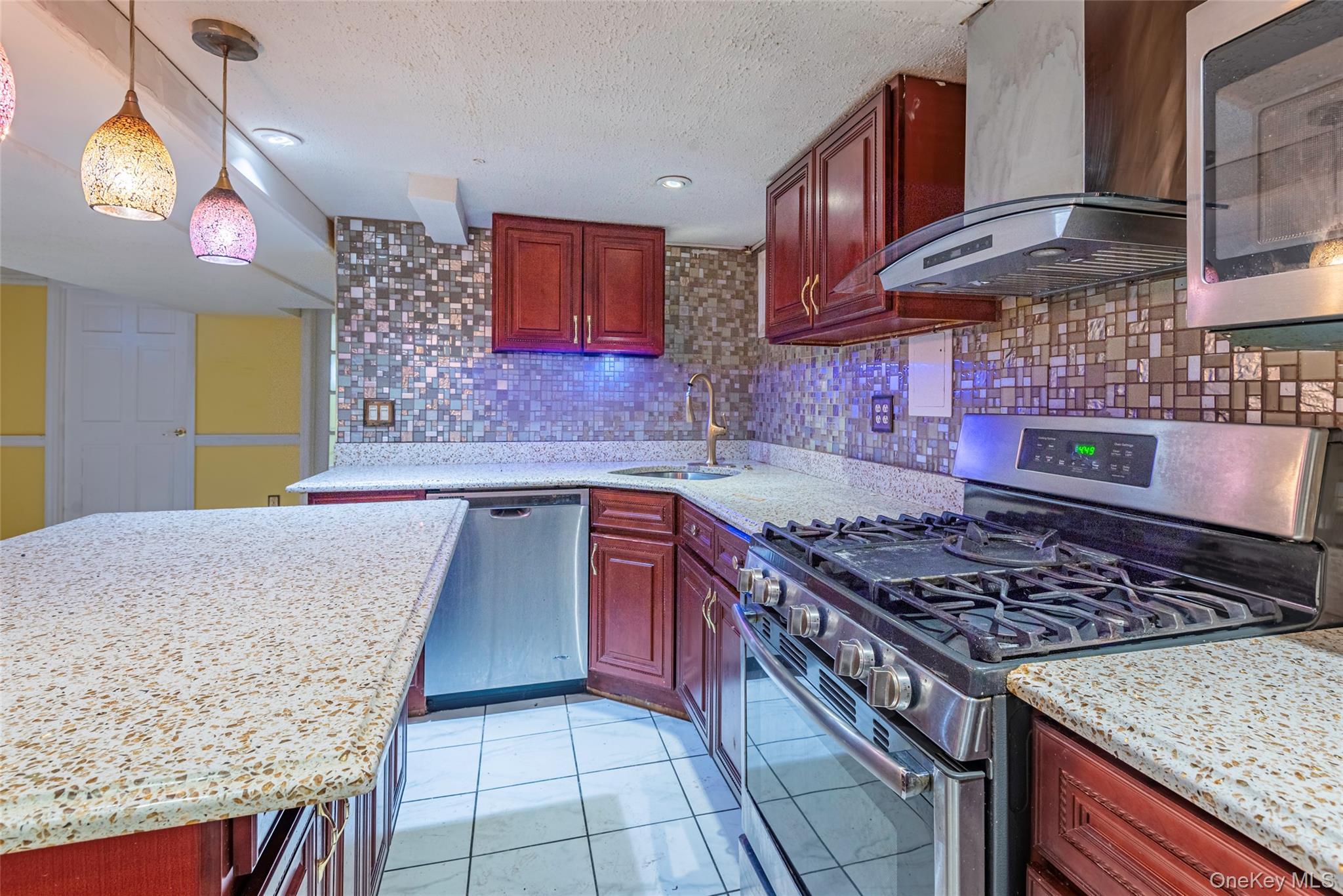 Single Family Grand Central  Queens, NY 11362, MLS-937295-28