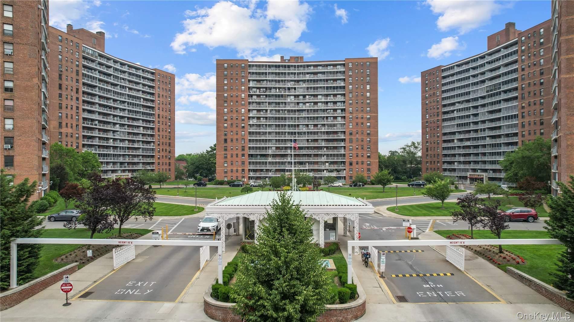 Apartment 98th  Queens, NY 11374, MLS-937312-16