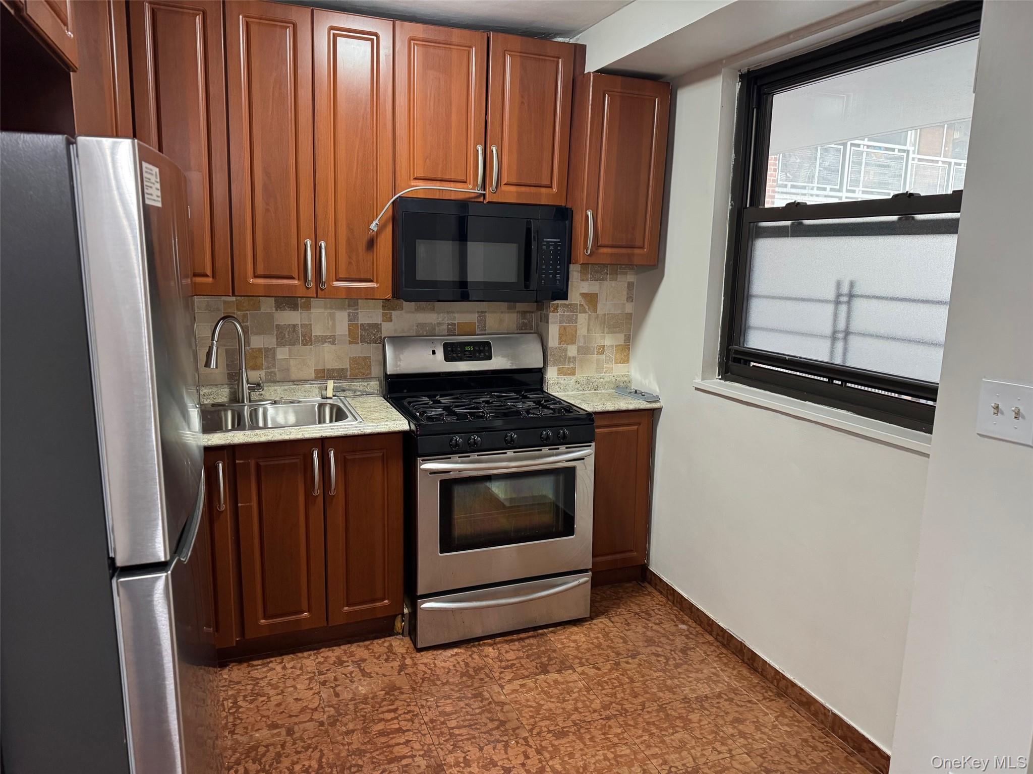 Apartment 98th  Queens, NY 11374, MLS-937312-4