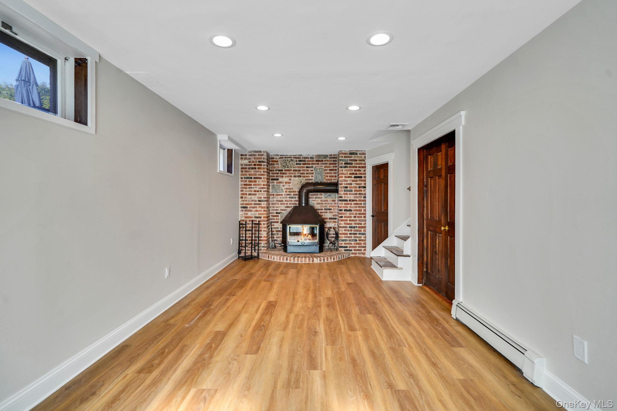 Single Family Southern Suffolk County, NY 11767, MLS-937320-23