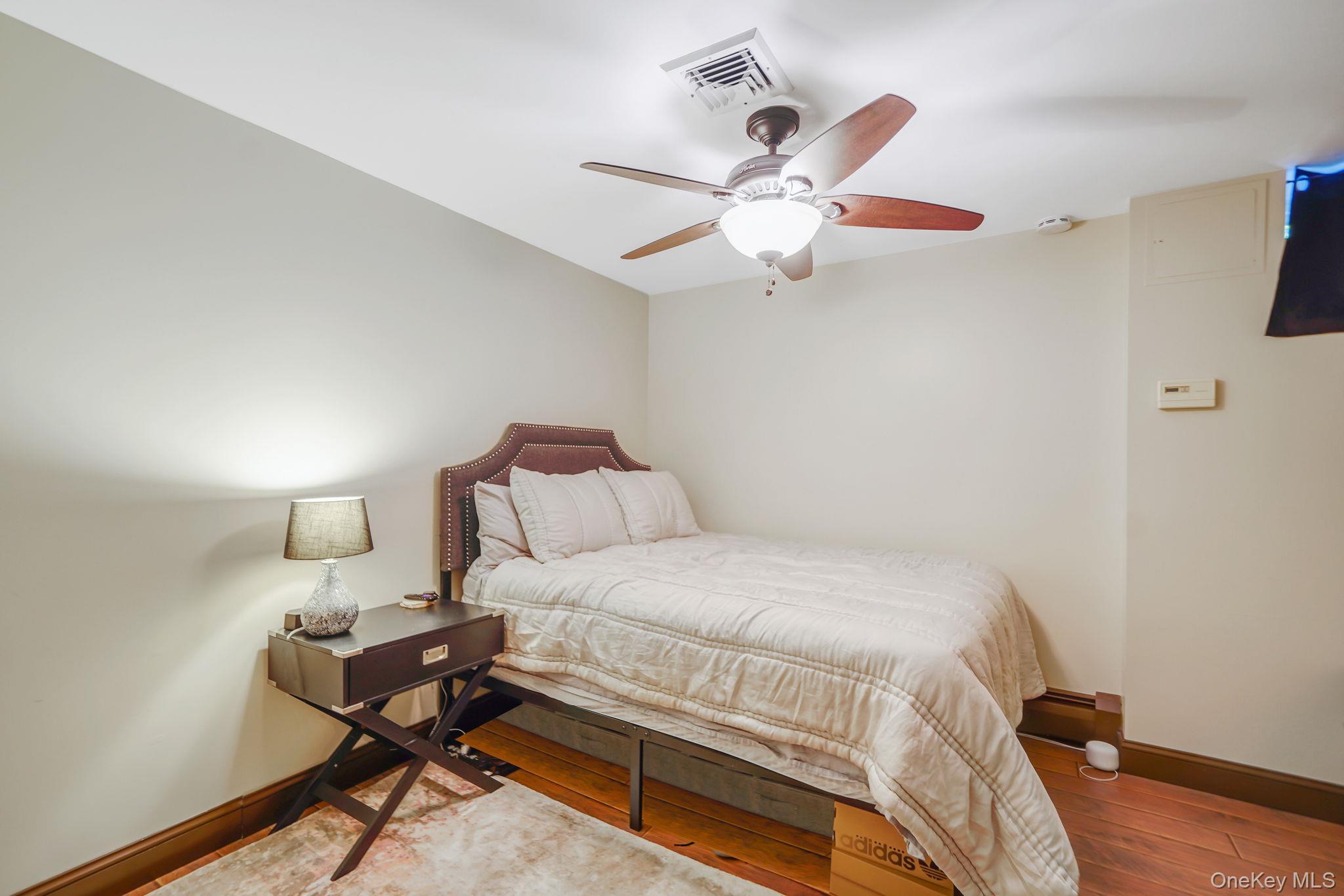 Single Family Southern Suffolk County, NY 11767, MLS-937320-28