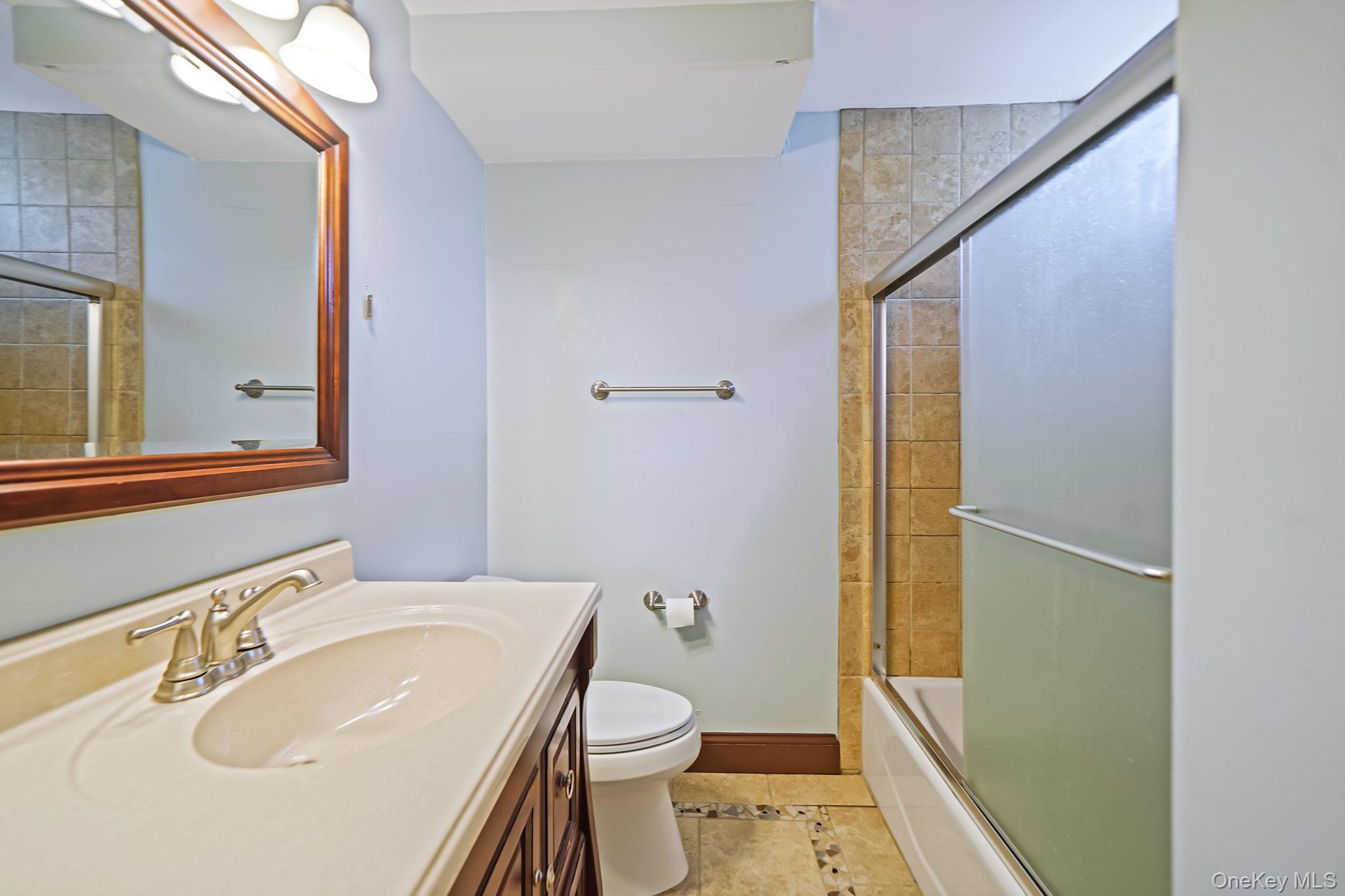 Single Family Southern Suffolk County, NY 11767, MLS-937320-43