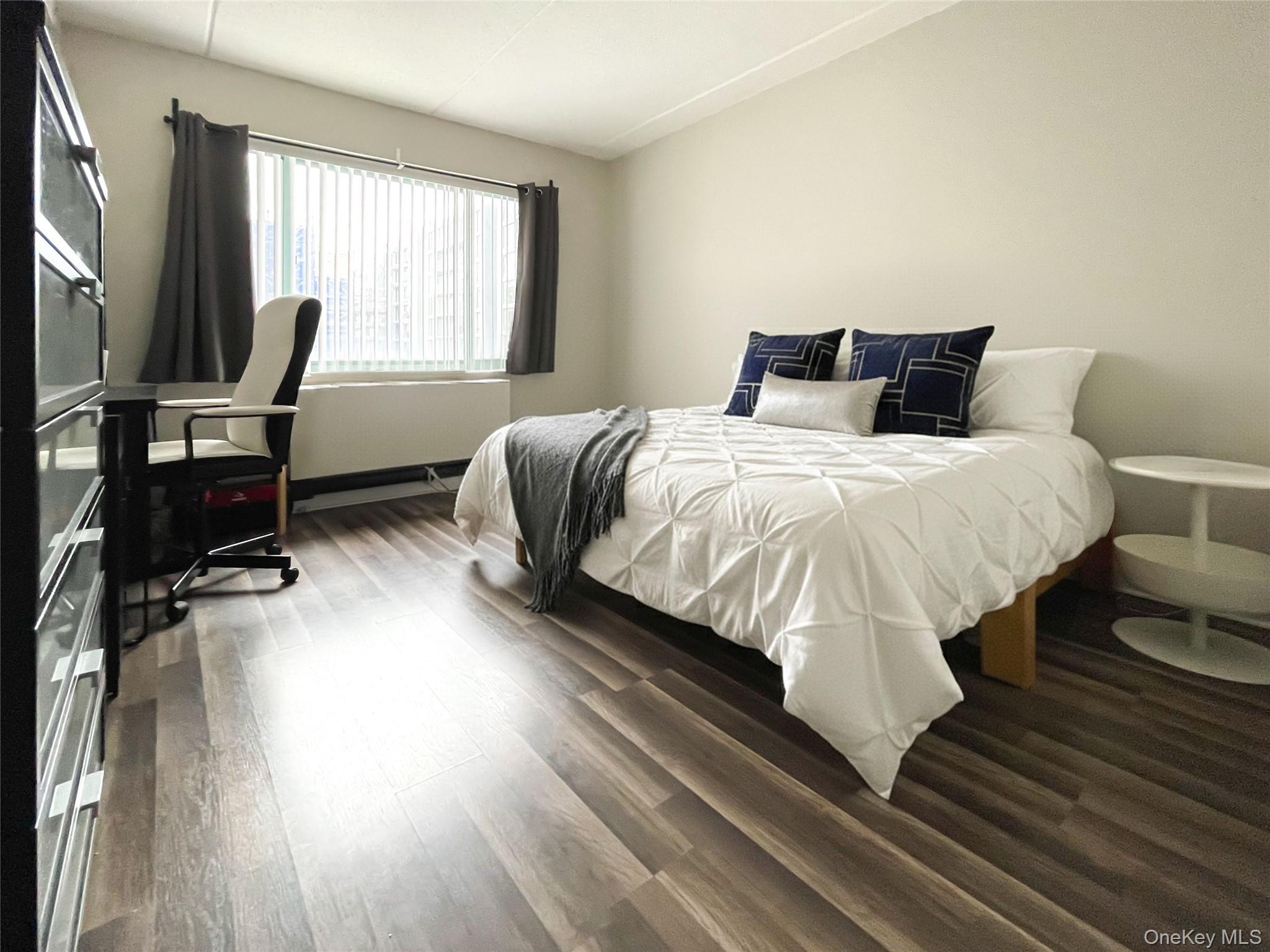 Condo Beach 117th  Queens, NY 11694, MLS-937338-10