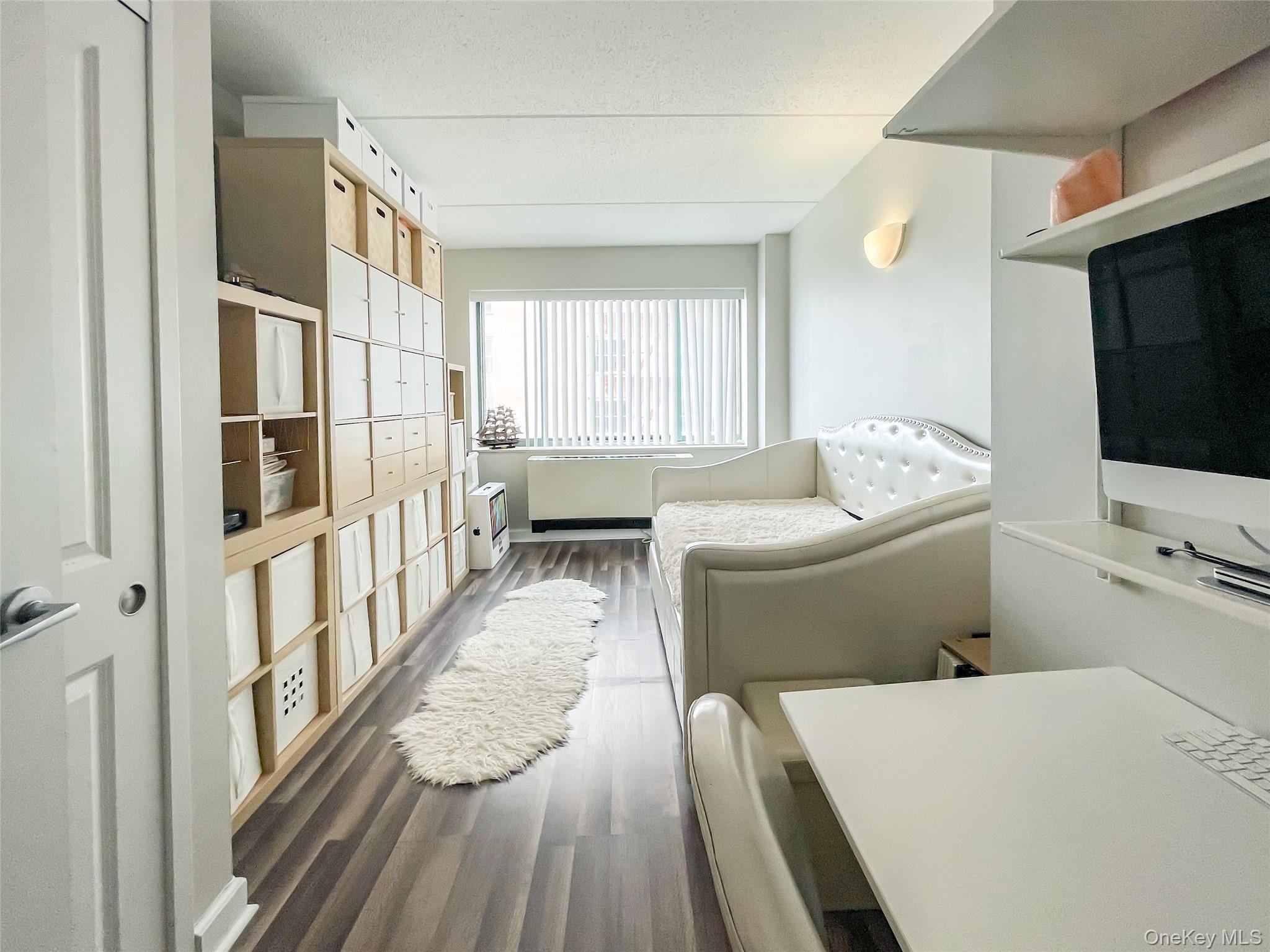 Condo Beach 117th  Queens, NY 11694, MLS-937338-14