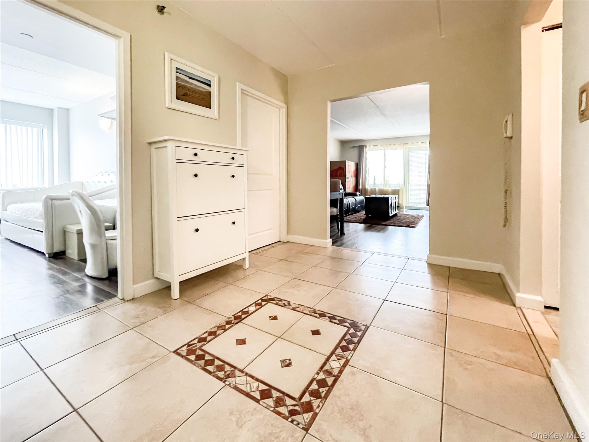 Condo Beach 117th  Queens, NY 11694, MLS-937338-5