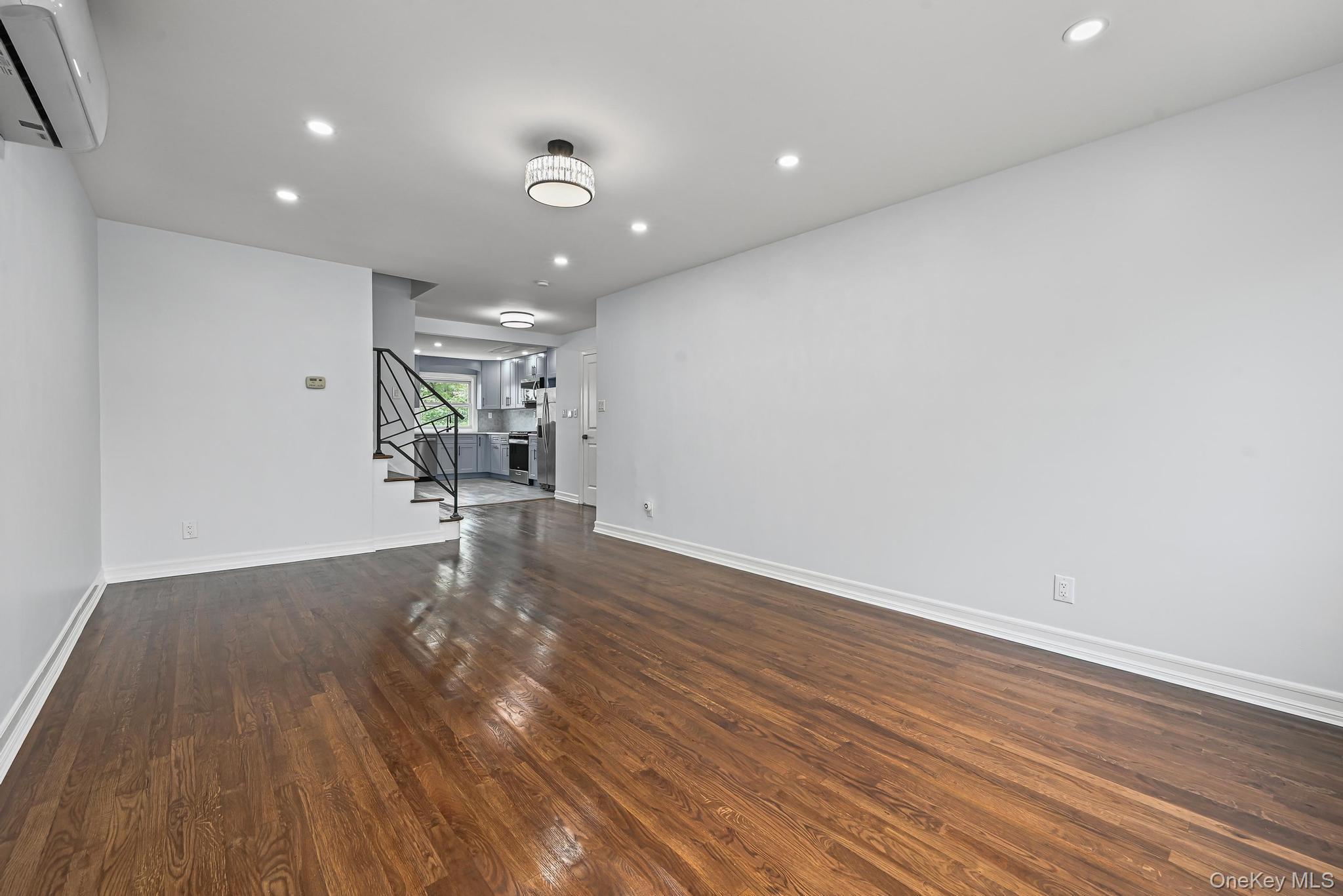 Single Family 148th  Queens, NY 11422, MLS-937369-11