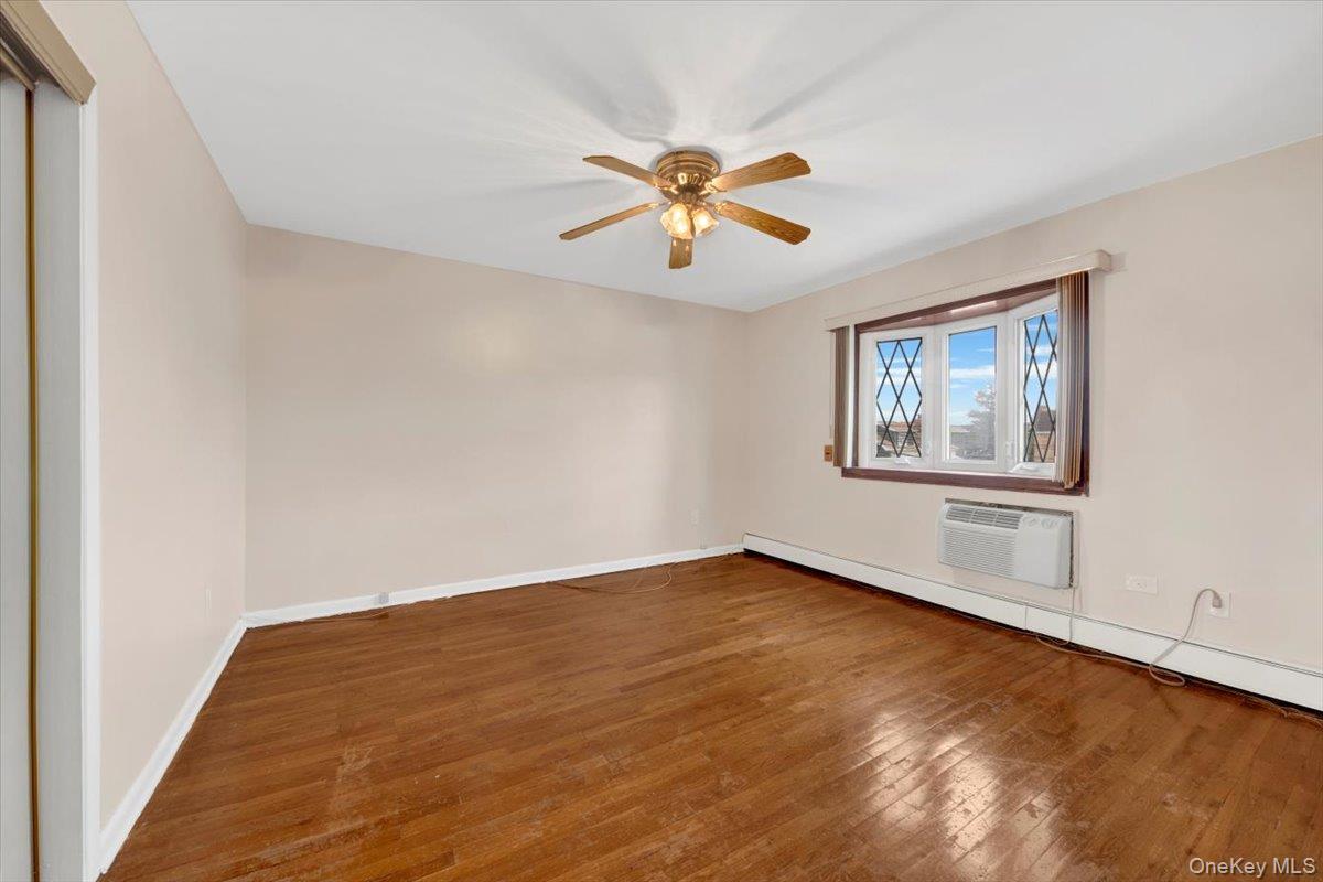 Single Family Ellsworth  Bronx, NY 10465, MLS-937409-16